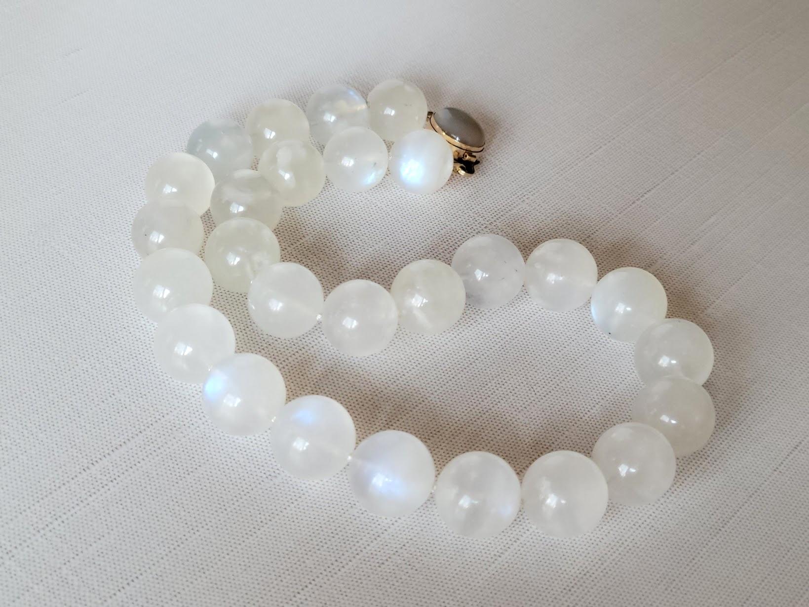 Rainbow Moonstone Necklace with Gold Clasp 8