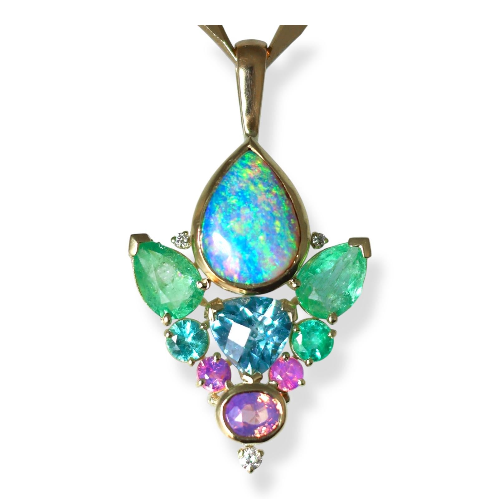 Rainbow Moonstone Opal Ring with Sapphire, Diamond & 14k Yellow Gold Talisman In New Condition For Sale In Kula, HI