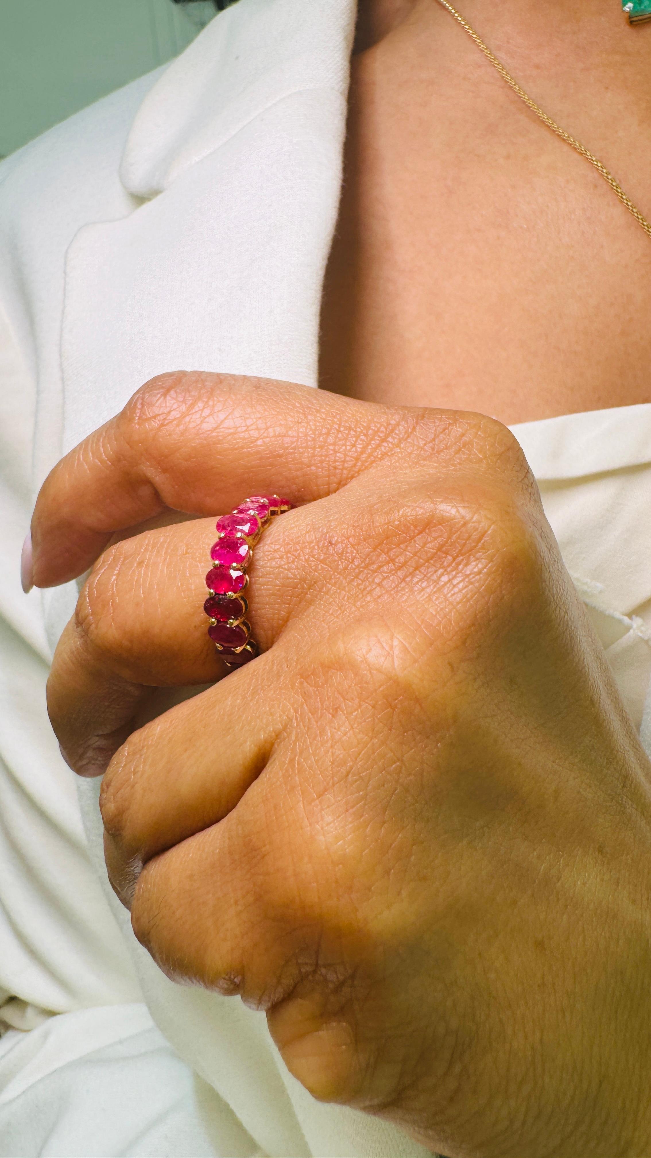 Taille ovale Bague ovale en or jaune 18K avec rubis en vente
