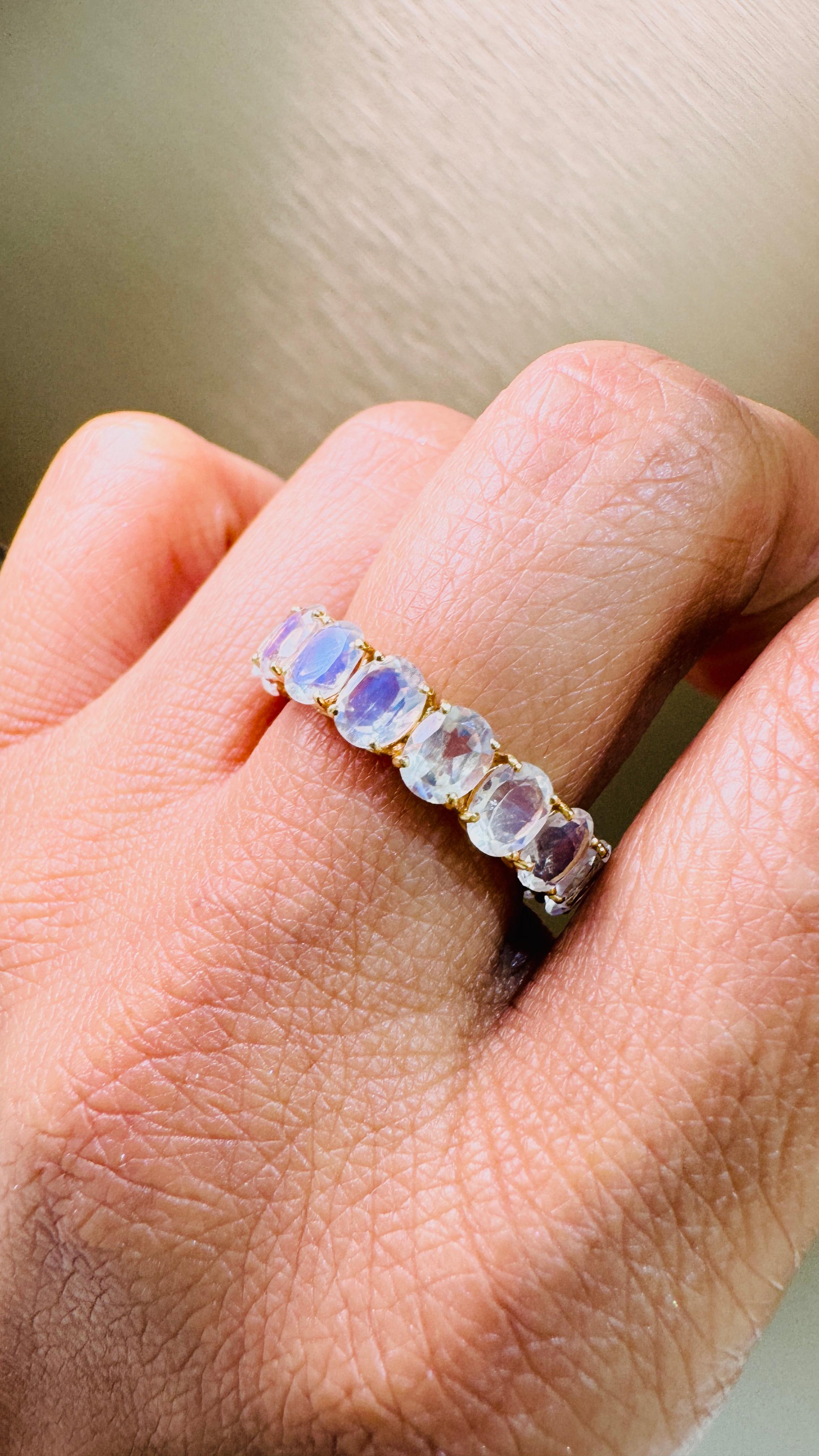 Bague ovale en or jaune 18 carats, pierre de lune arc-en-ciel Pour femmes en vente
