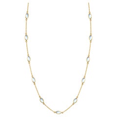 Collana con pietra lunare arcobaleno a forma di pera in oro giallo 18 carati