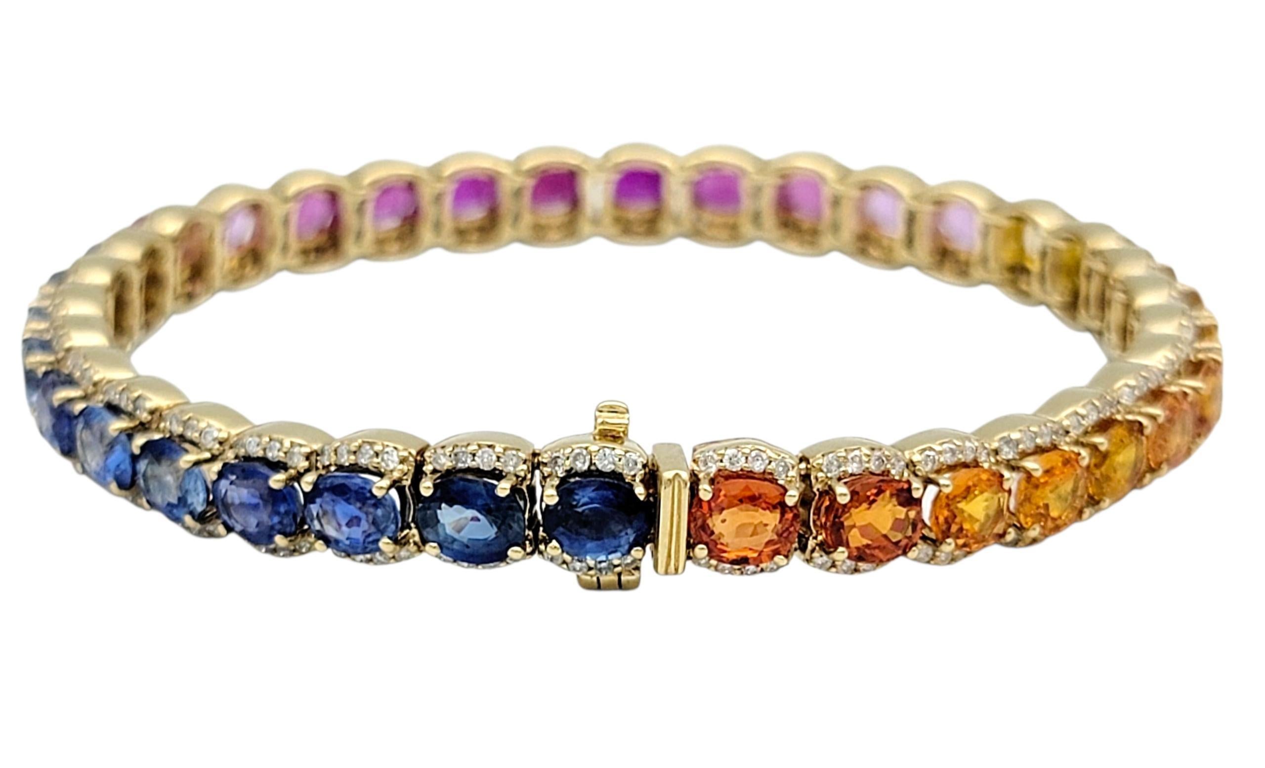 Taille ovale Rainbow Multi Color Sapphire & Diamond Halo Line Bracelet en or jaune 14 carats en vente