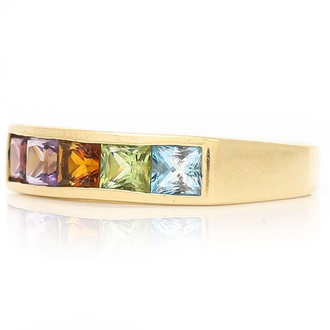 Regenbogen-Ring aus 18 Karat Gold mit mehrfarbigem Multi-Gem mit Peridot, Diamant, Topas und mehr (Zeitgenössisch) im Angebot