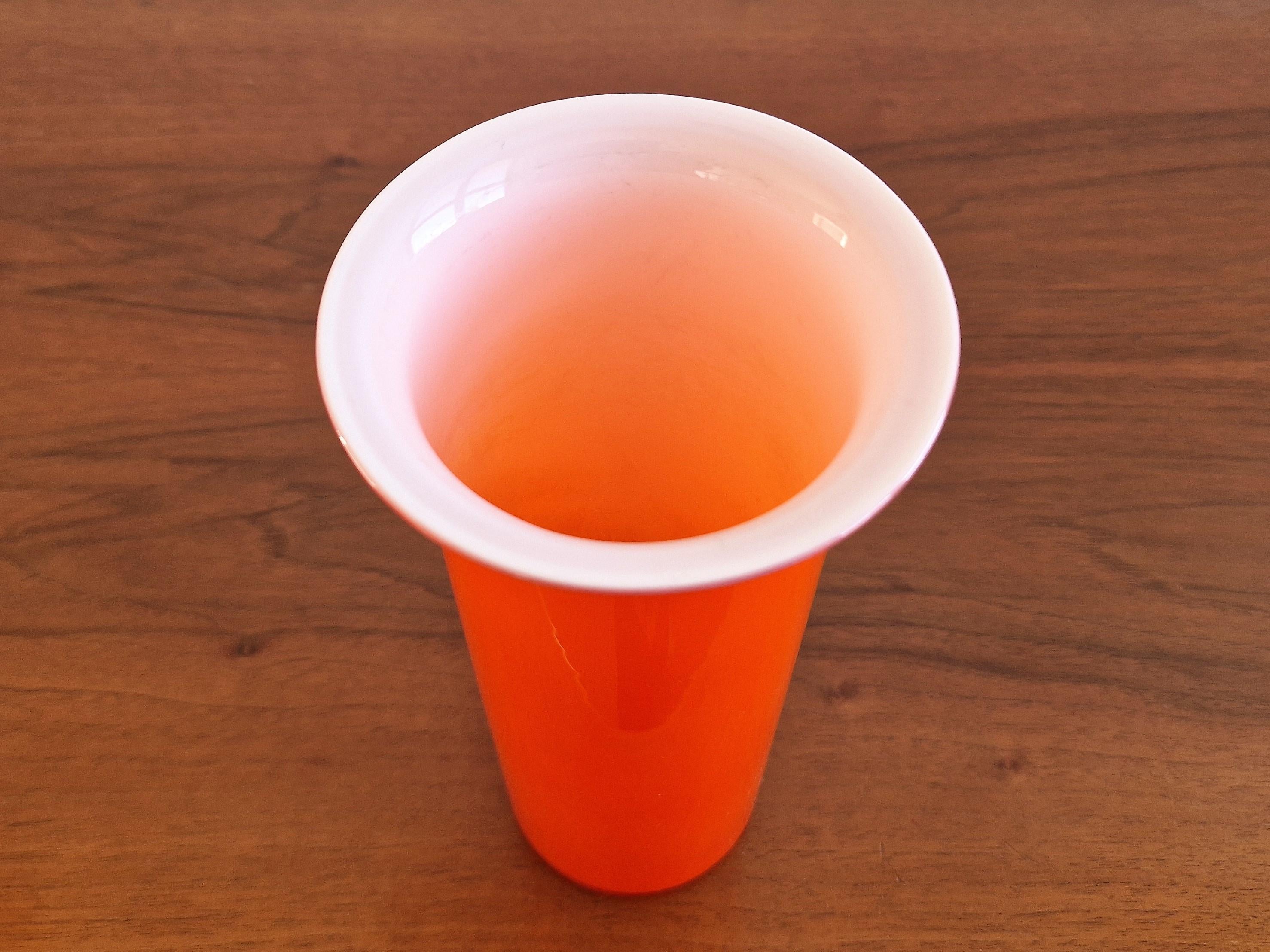 'Rainbow' Orange and White Glass Vase by Michael Bang for Holmegaard 2