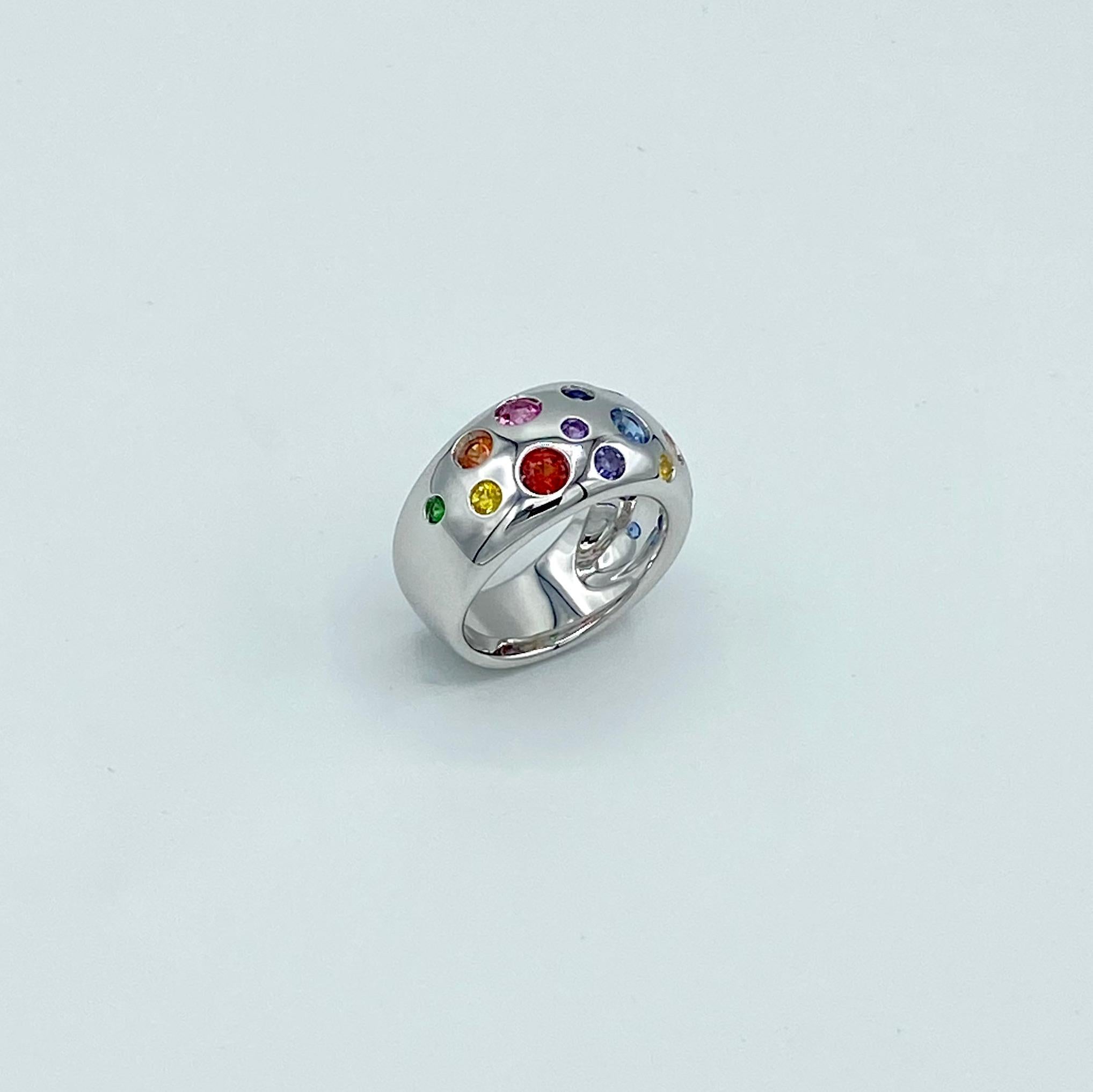 Round Cut Rainbow Sapphire Aquamarine Amethyst Semiprecious Tsavorite 18KT Gold Band Ring