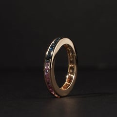Regenbogen-Saphir-Eternity-Ring, 9-Karat-Gold, Kanalfassung, Größe I / 4