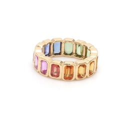 Zafiro Arcoiris Anillo Octogonal Engastado en Bisel de Oro de 18k