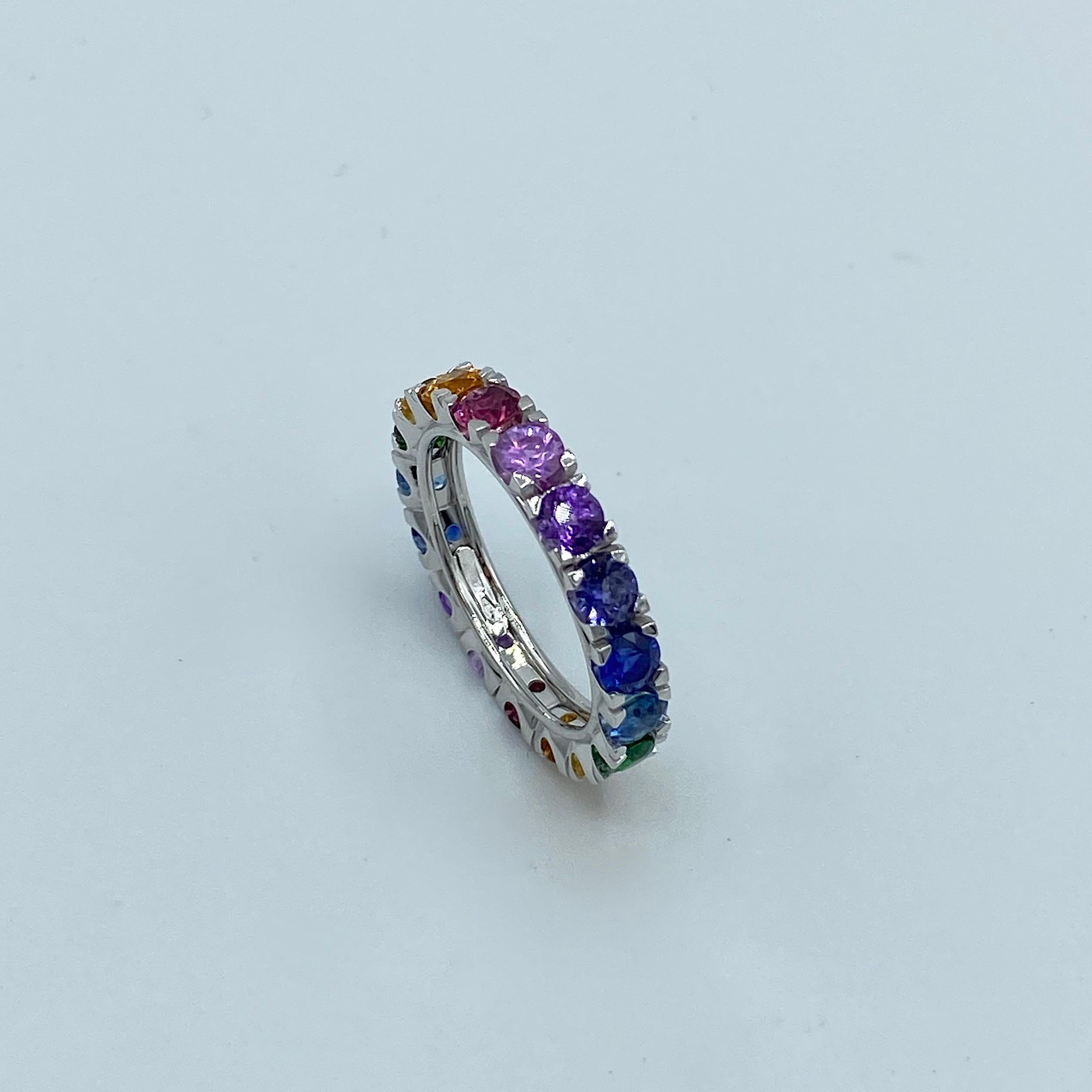 Women's or Men's Rainbow Sapphire Semiprecious Stone White 18 Karat Gold Made in Italy Ring For Sale