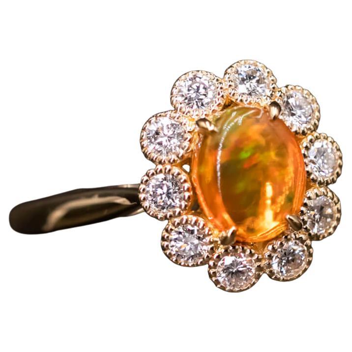 Regenbogen Streifen Mexikanischer Feuer Opal & Halo Diamant Verlobungsring 18K Gelbgold