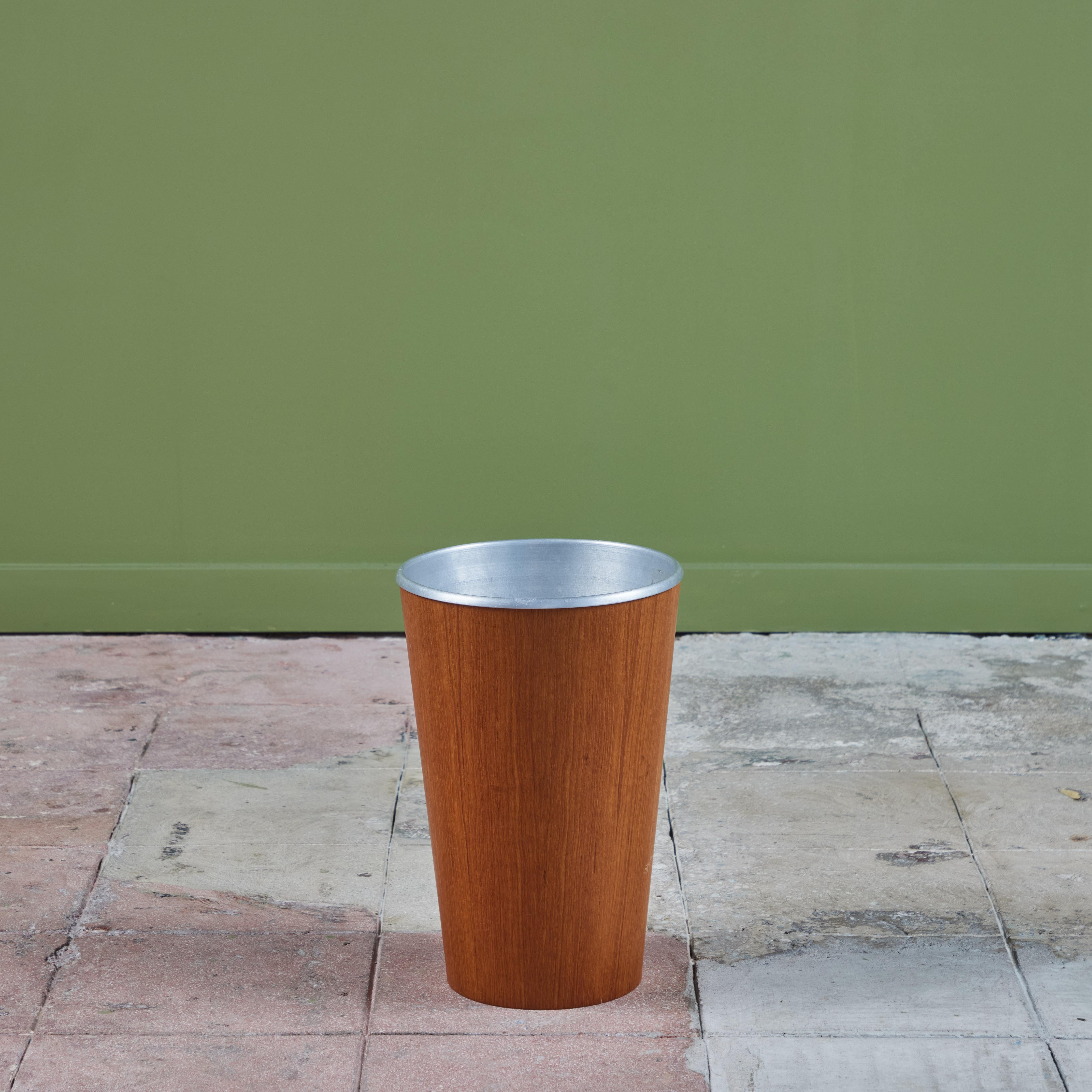 Rainbow Teak Wastebasket In Excellent Condition For Sale In Los Angeles, CA