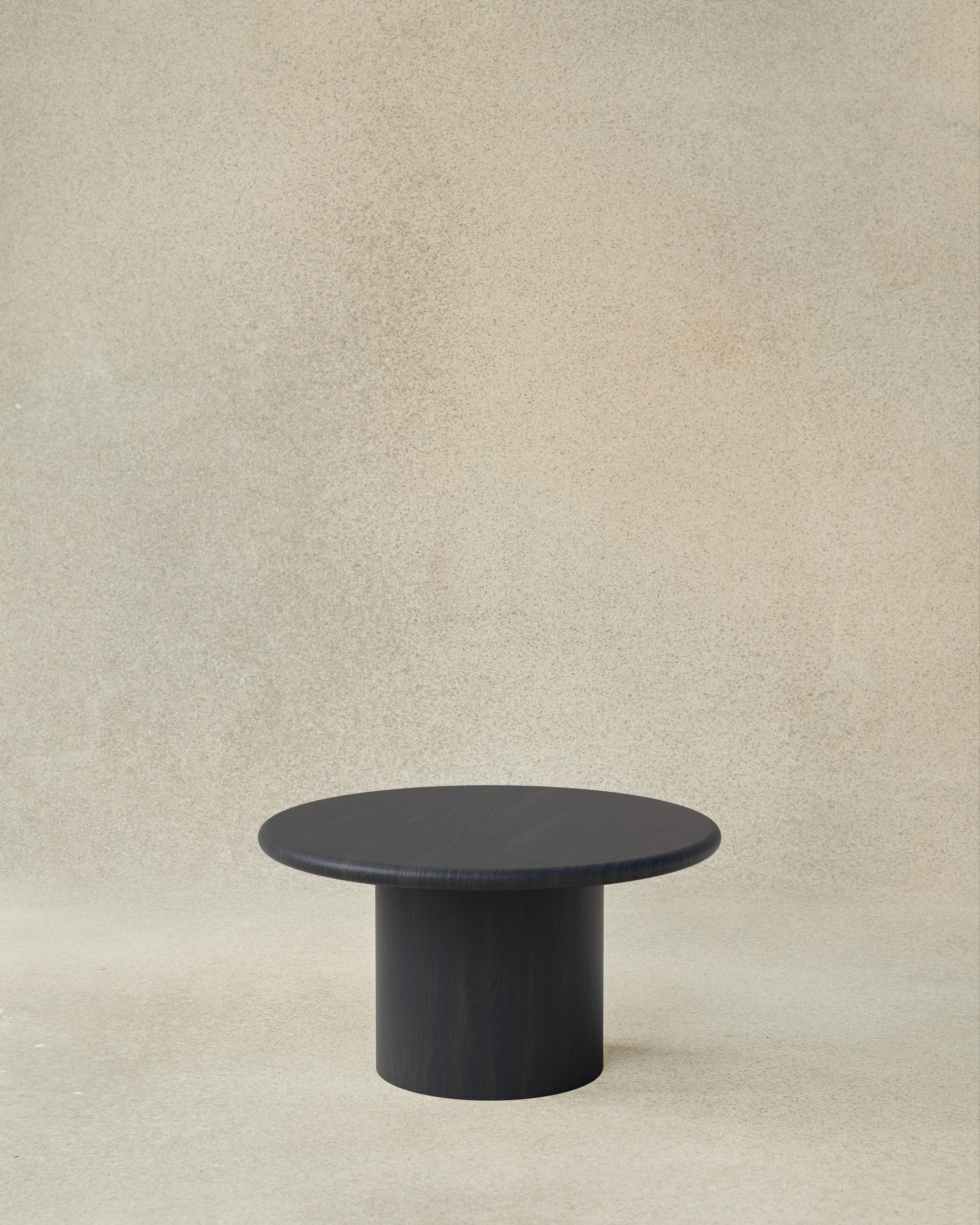 The Raindrop 600 is a mid sized Raindrop, falling within the coffee table set but equally a perfectly sized Side Table for your home and now available in a range of finishes to suit any interior or style. The raindrops nestle together to form a