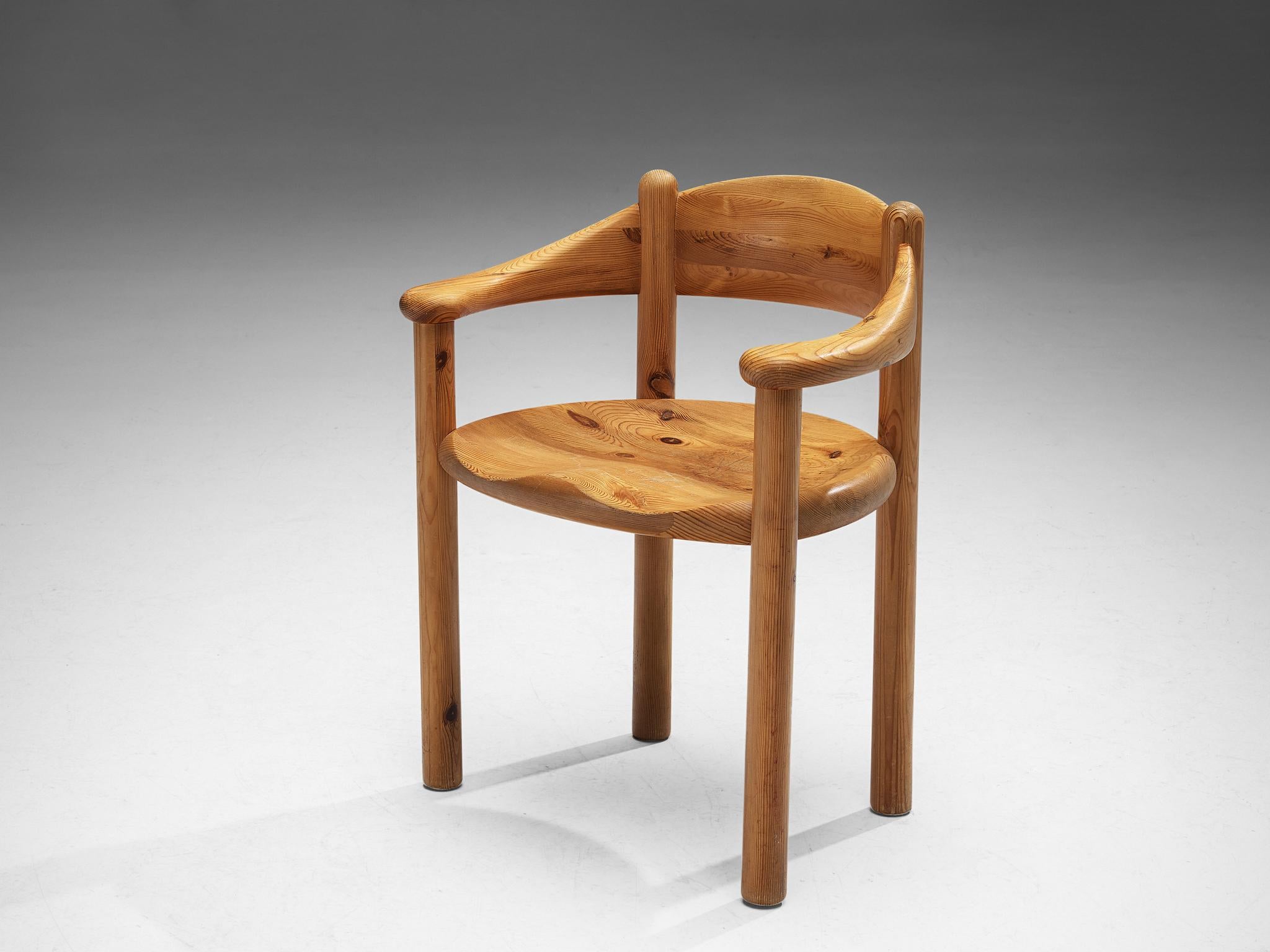 Rainer Daumiller, armchair, pine, Denmark, 1970s.

Beautiful organic and natural armchair in solid pine. A simplistic design with a round seating and full attention for the natural expression and grain of the wood. The slender curved backrest of
