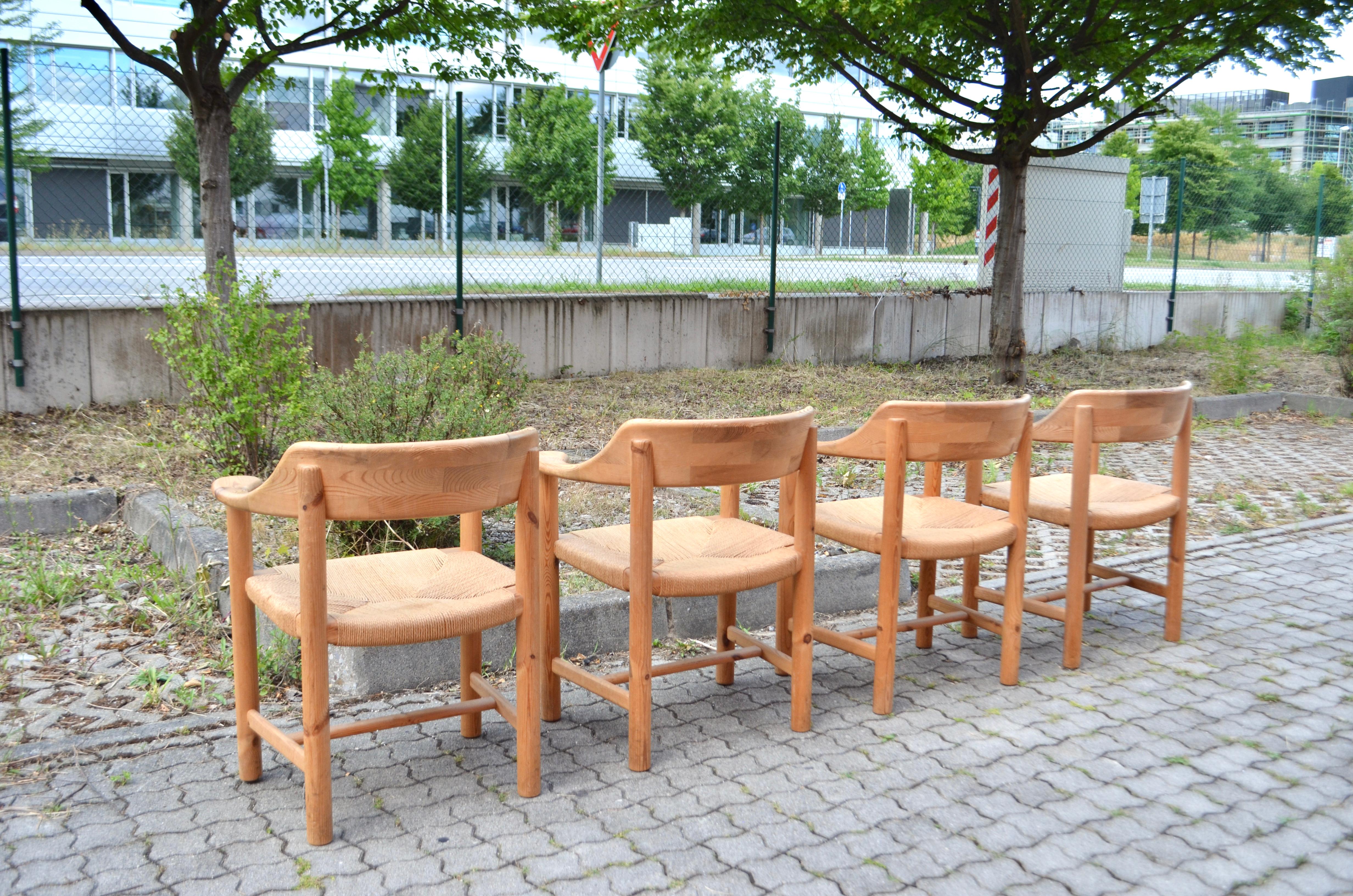 Rainer Daumiller ensemble de 4 fauteuils de salle à manger danois en pin scandinave avec cordon de serrage Bon état - En vente à Munich, Bavaria