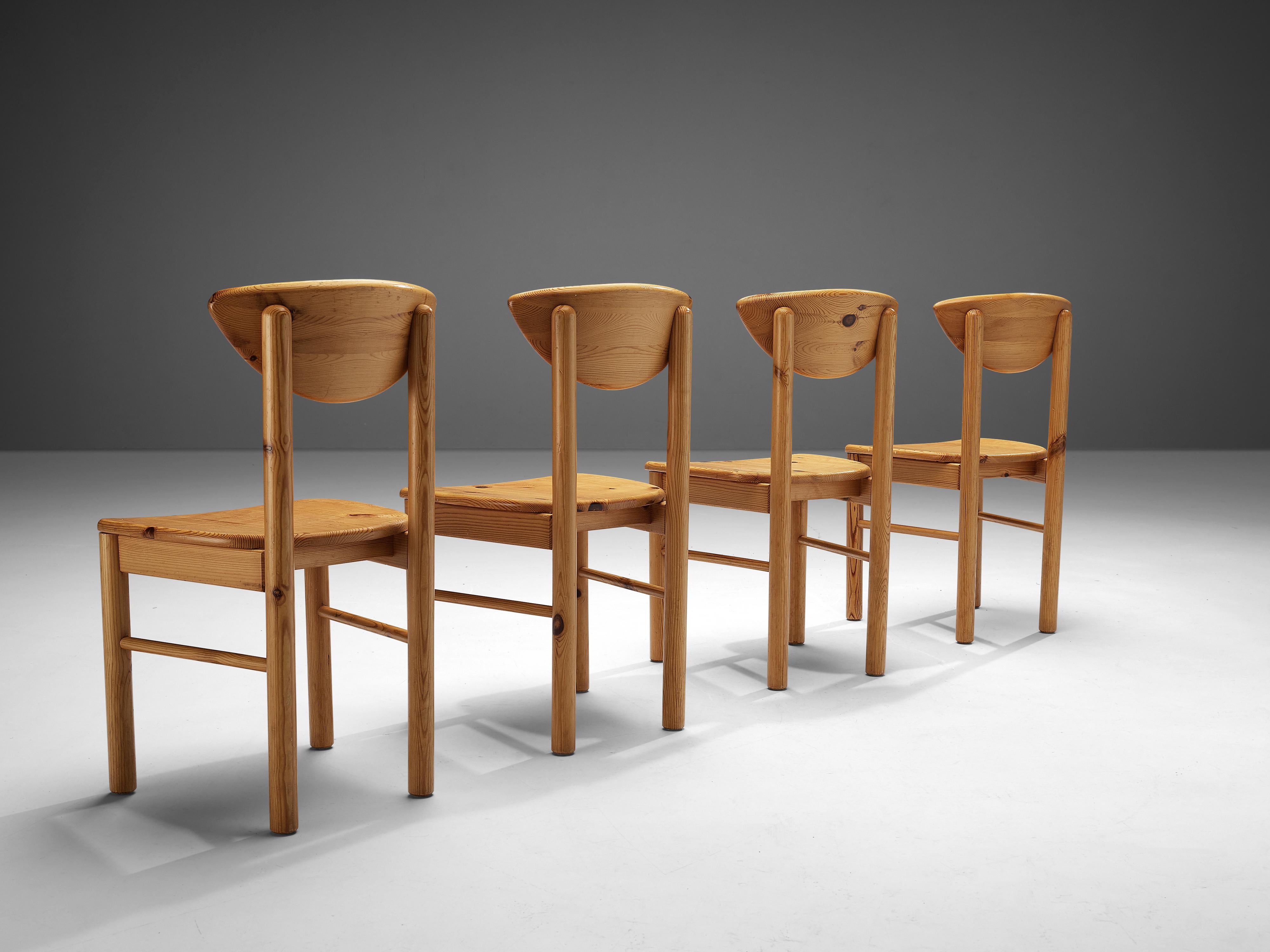 Rainer Daumiller Esszimmerstühle aus Kiefer (Skandinavische Moderne) im Angebot