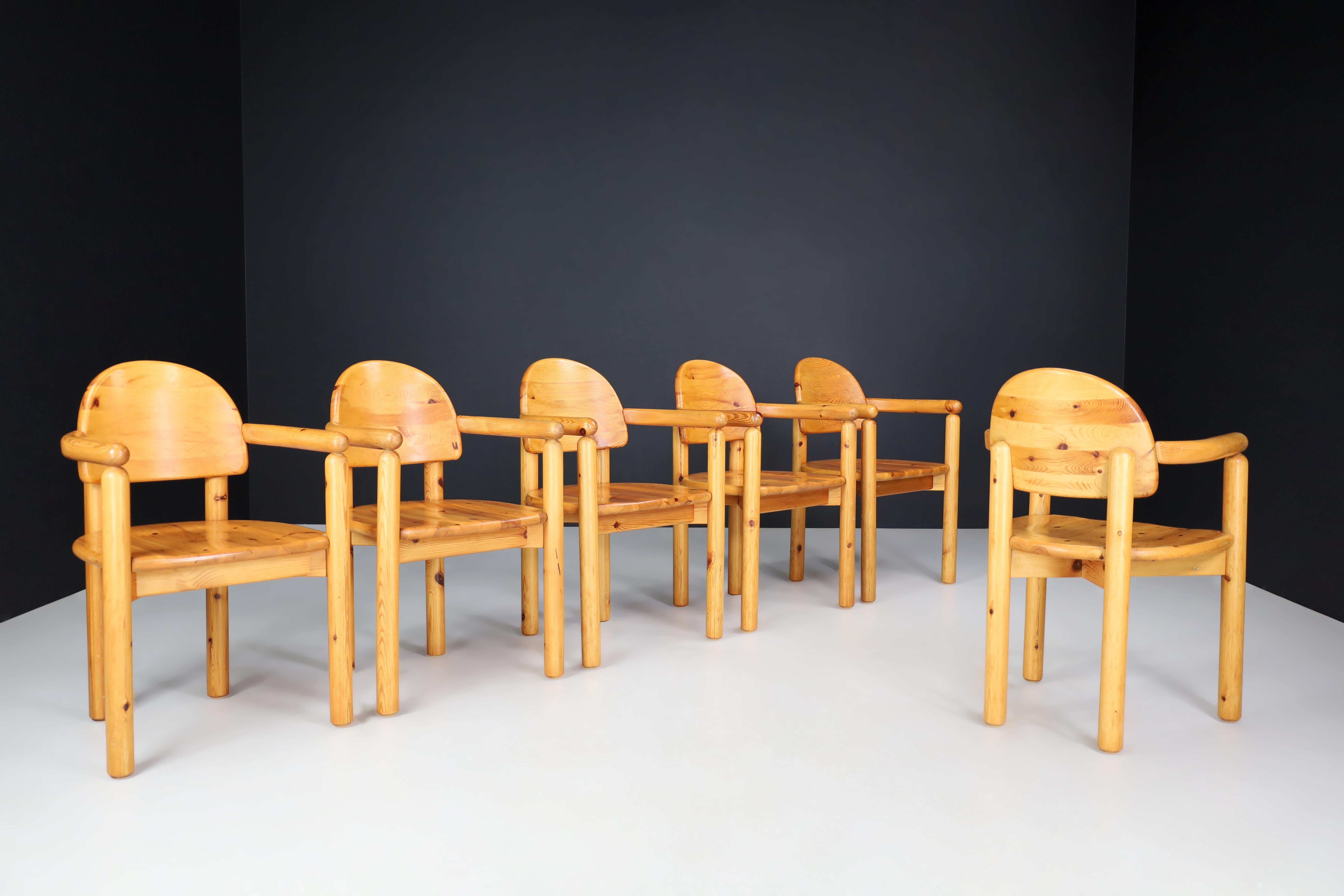 Danish Rainer Daumiller Dining Room Chairs in Solid Pine, 1970s, Denmark Set/6 For Sale
