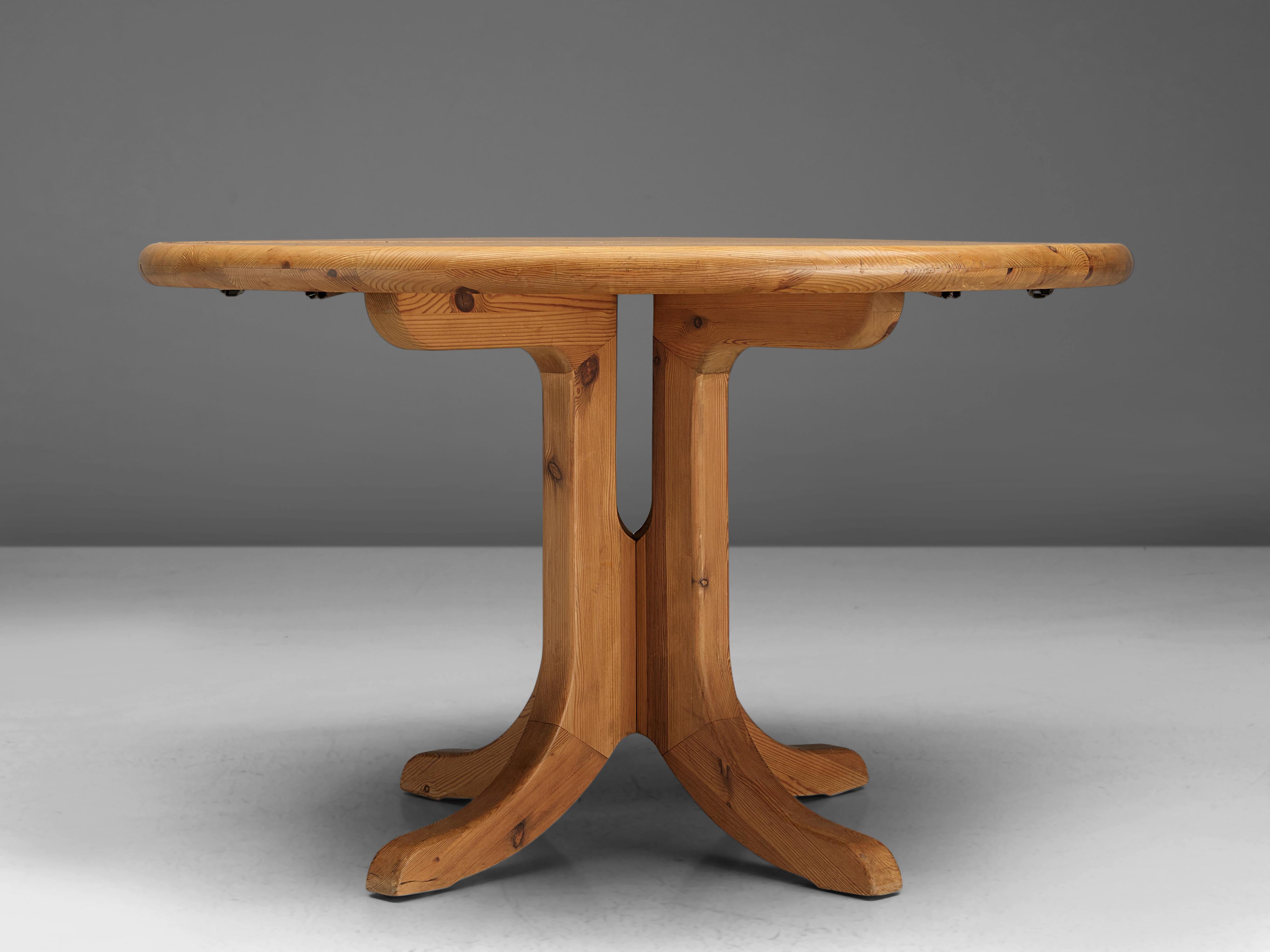 Rainer Daumiller Extendable Dining Table in Pine 4