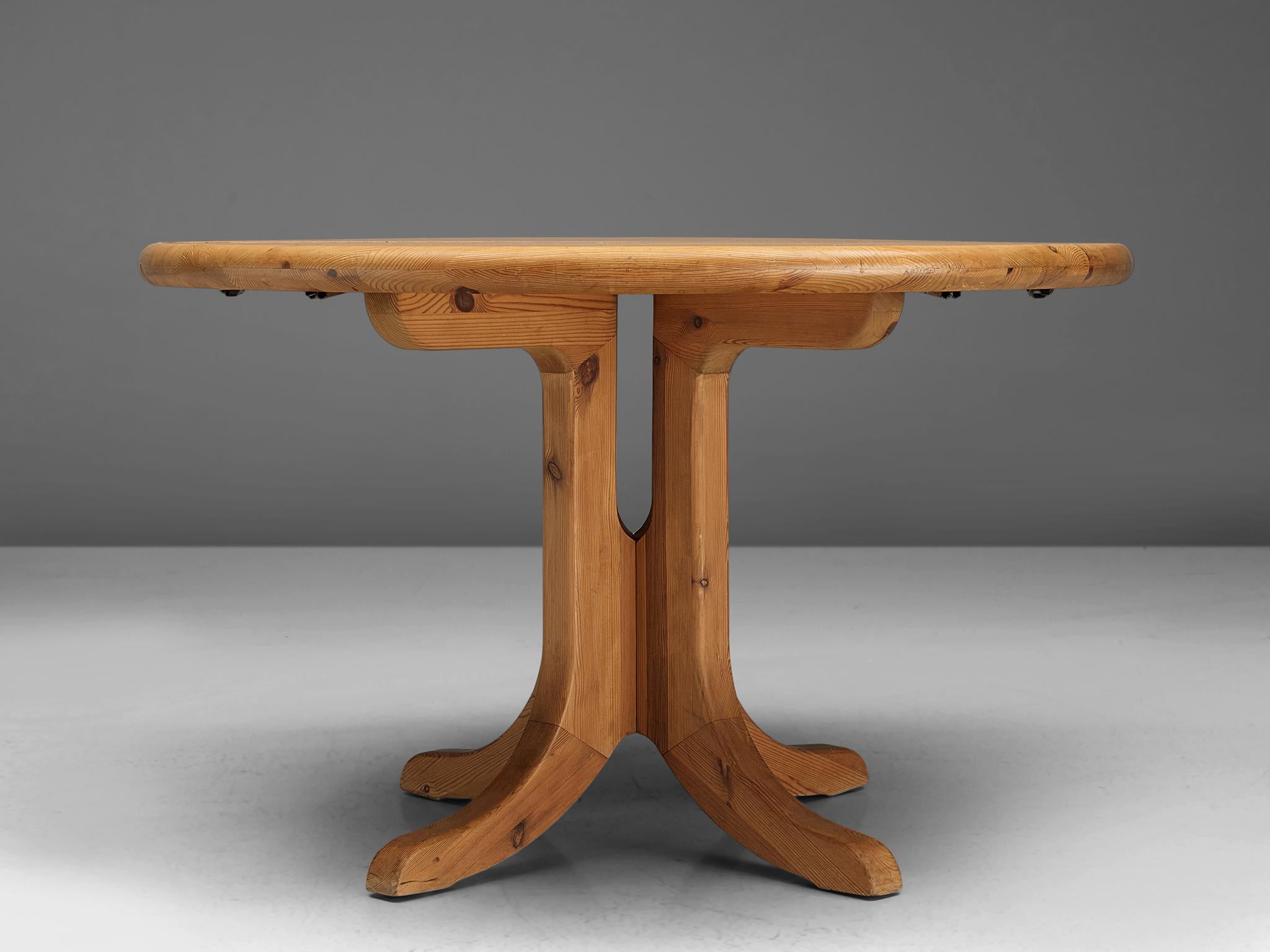 Rainer Daumiller Extendable Dining Table in Pine 2