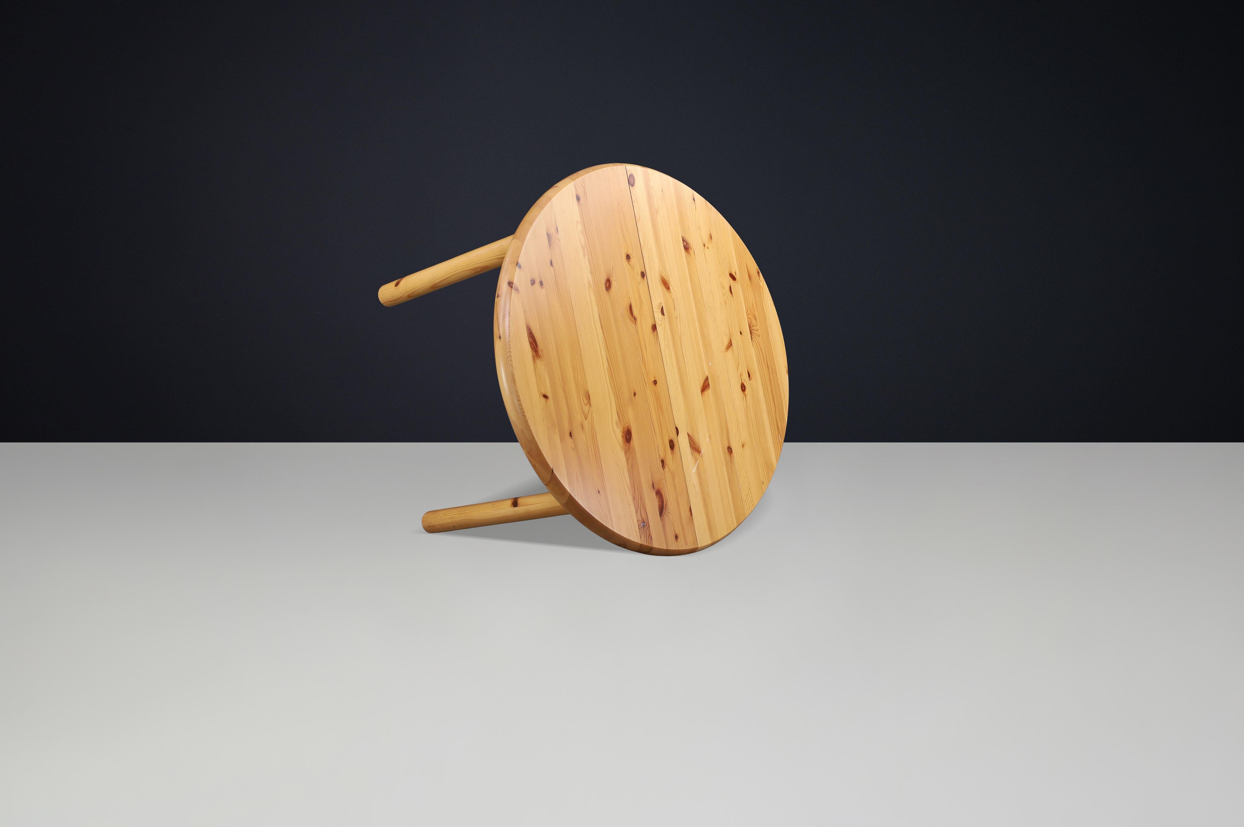 Rainer Daumiller, Extendable Dining Table, Solid Pine, Denmark, 1970s For Sale 1