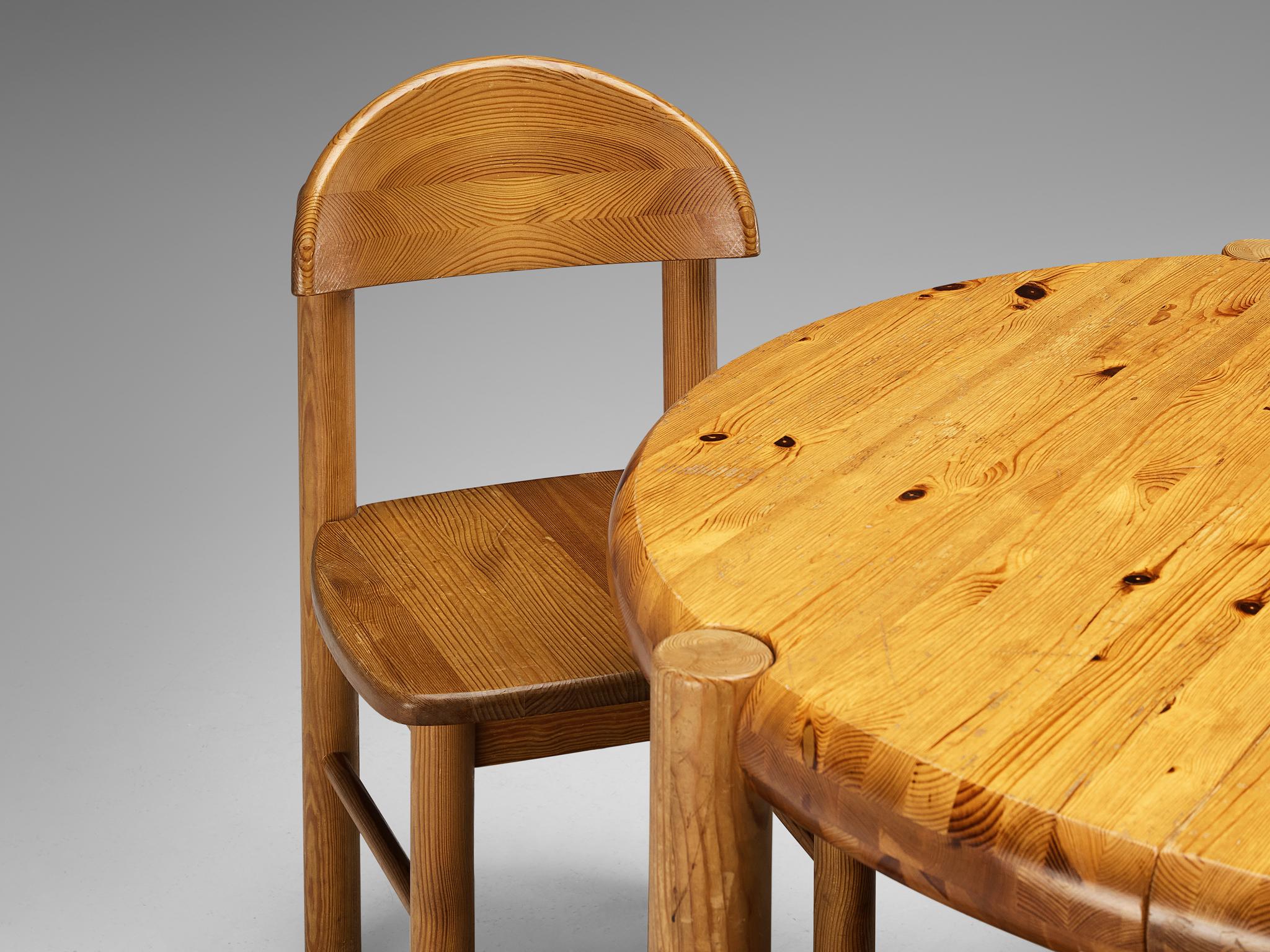 Danois Table de salle à manger à rallonge Rainer Daumiller avec chaises de salle à manger en pin massif  en vente