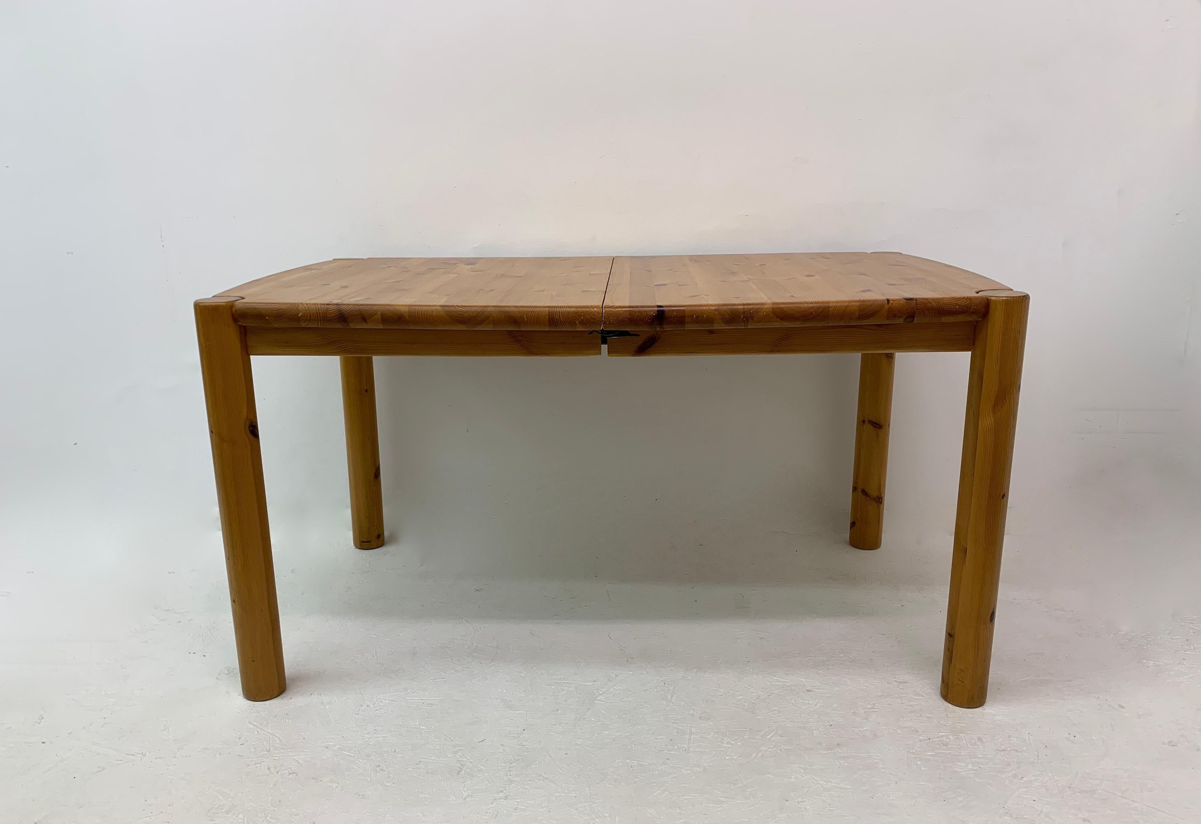 Mid-Century Modern Table de salle à manger Rainer Daumiller en bois de pin à rallonge, 1970 en vente