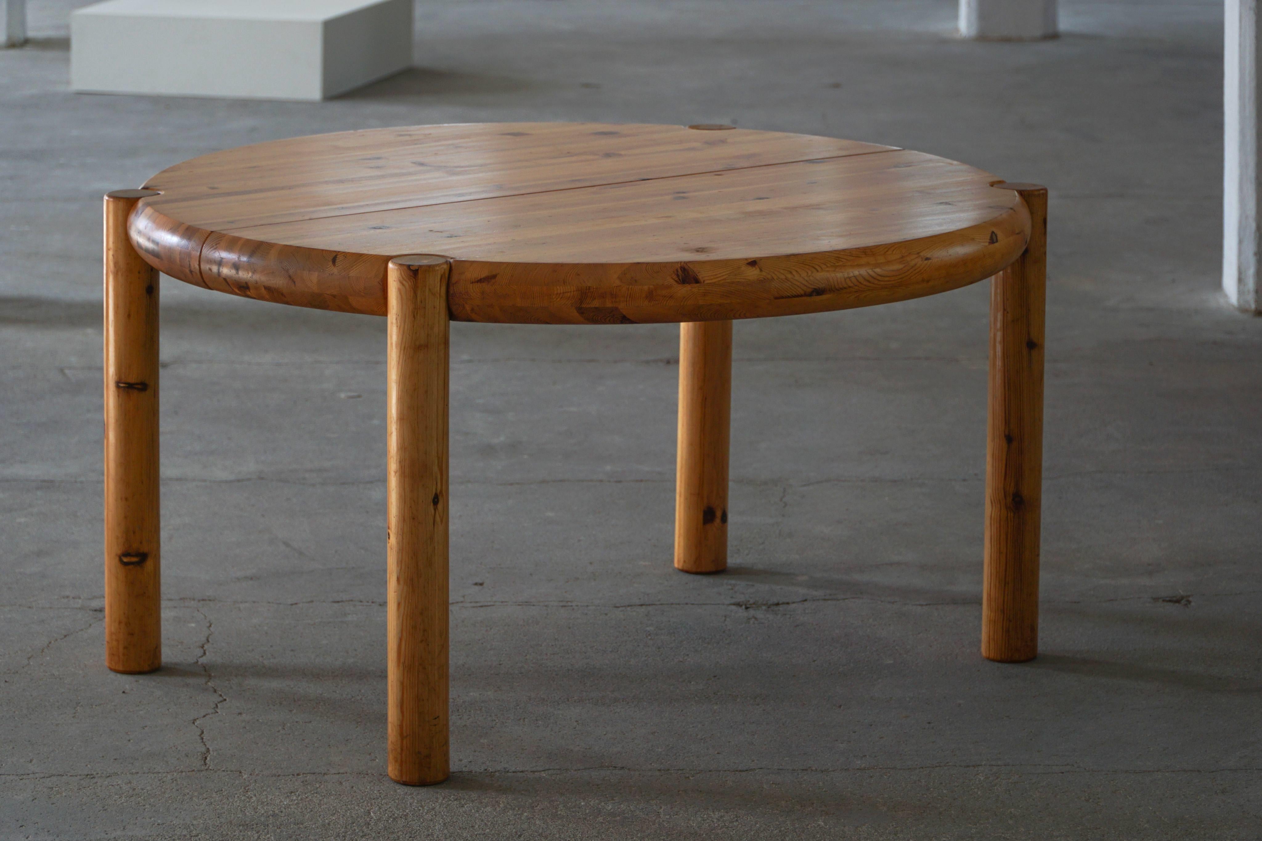 Rainer Daumiller, table de salle à manger ronde extensible en pin, modernité danoise, années 1970 en vente 8