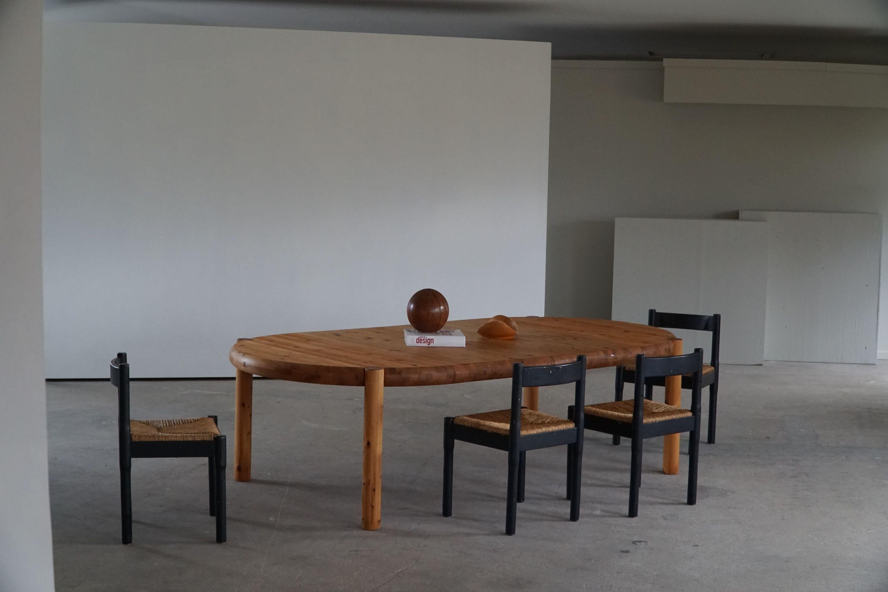 Rainer Daumiller, Extendable Round Dining Table in Pine, Danish Modern, 1970s In Good Condition In Odense, DK