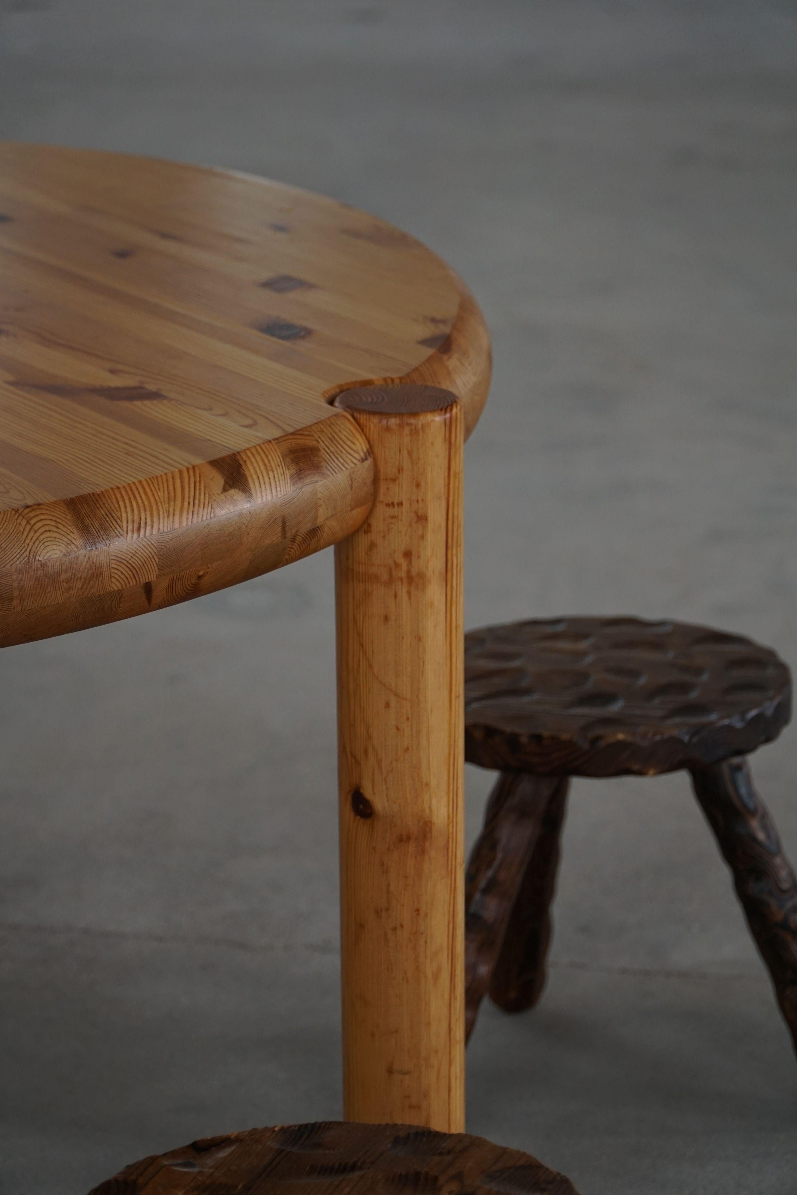 20ième siècle Rainer Daumiller, table de salle à manger ronde extensible en pin, modernité danoise, années 1970 en vente