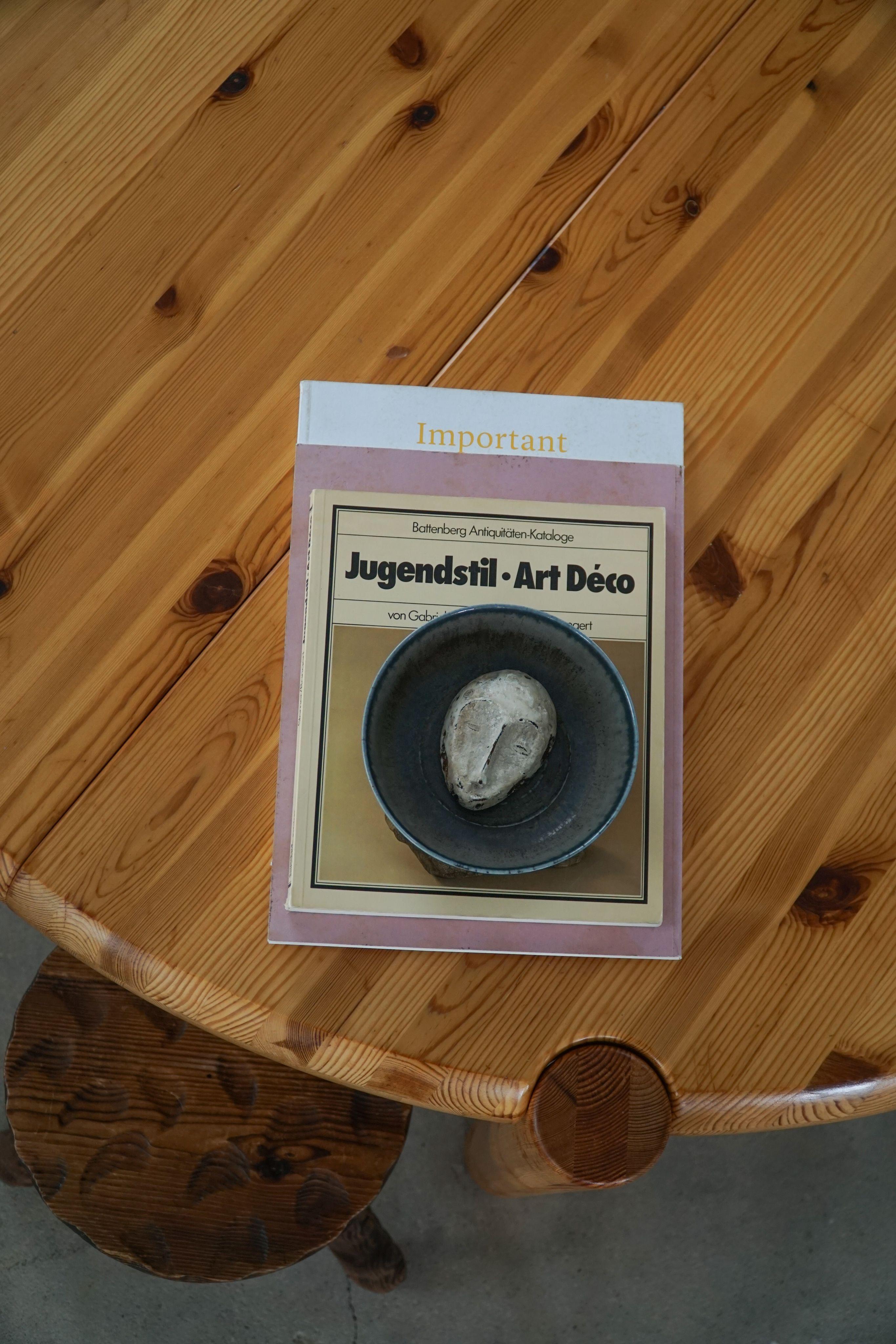 Pin Rainer Daumiller, table de salle à manger ronde extensible en pin, modernité danoise, années 1970 en vente