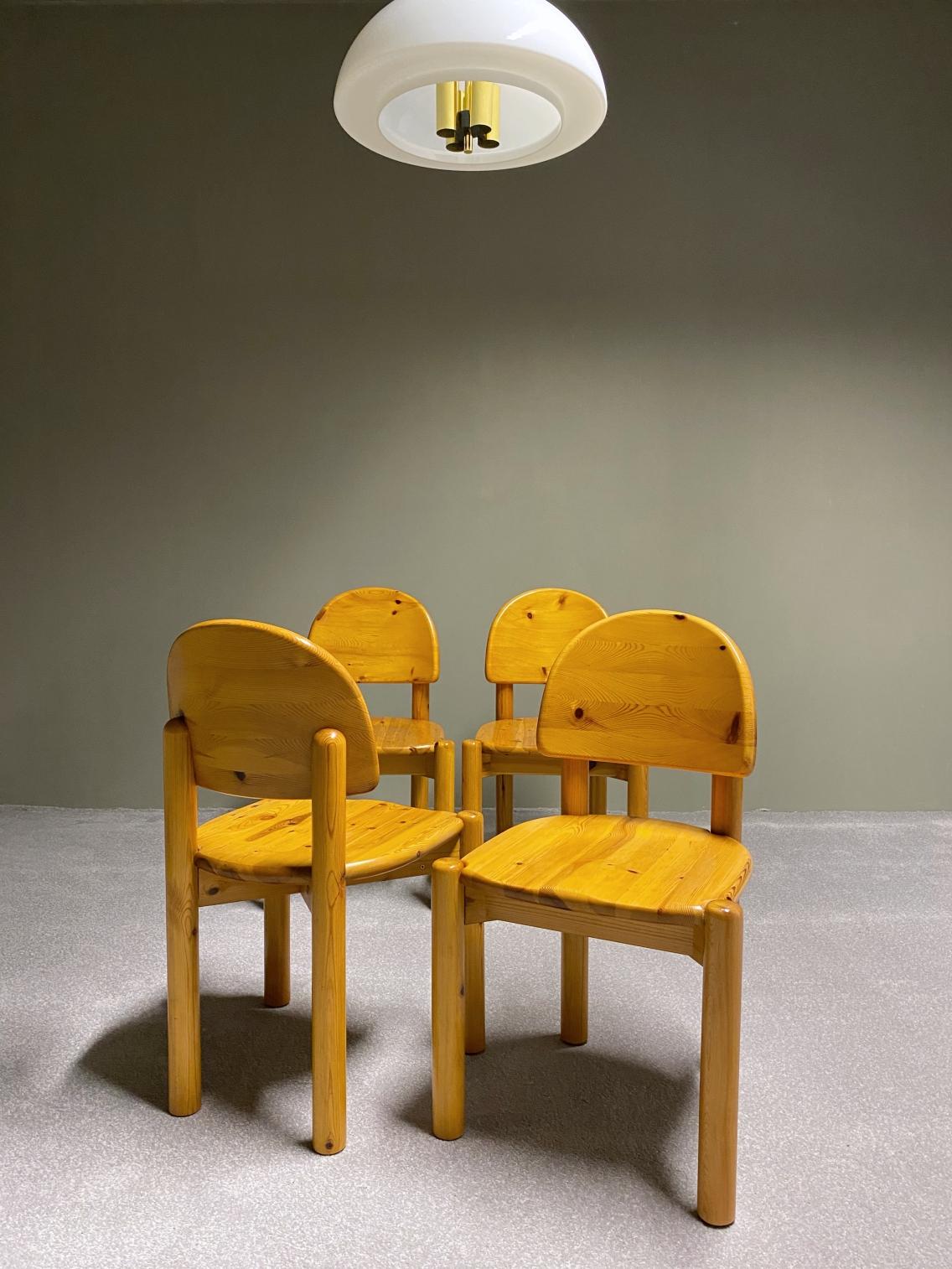 Ensemble de salle à manger Rainer Daumiller pour Hirtshals Savvaerk en pin massif, 1970, Danemark en vente 3