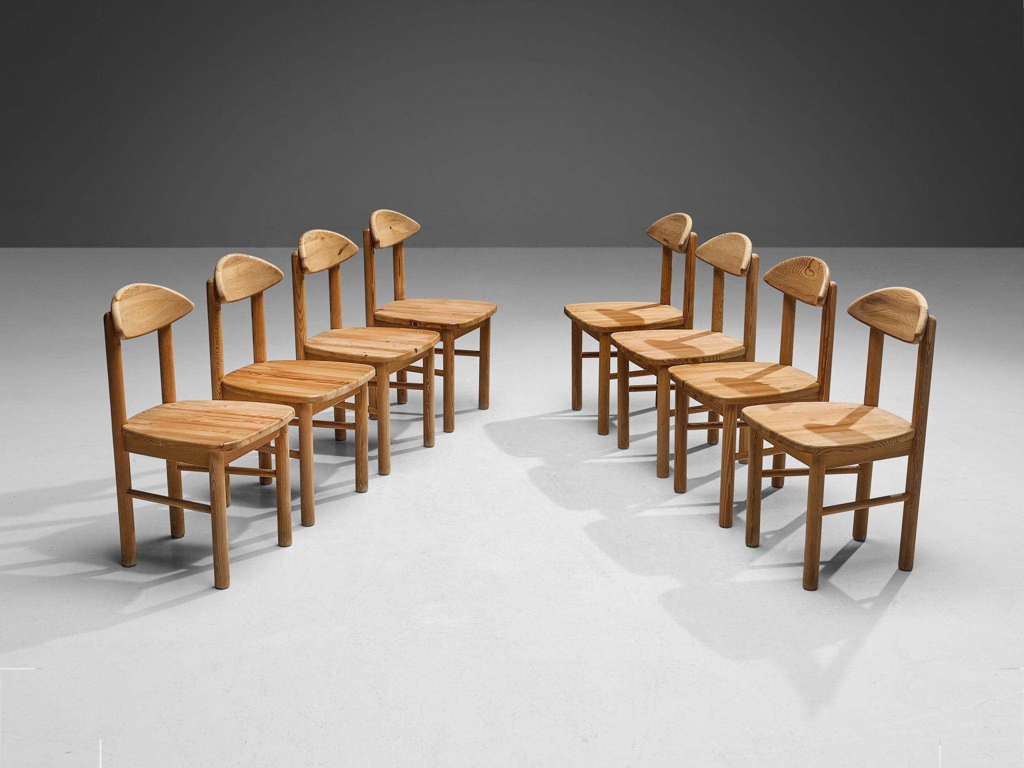 Rainer Daumiller for Hirtshals Sawmill Set of Eight Dining Chairs in Pine In Good Condition For Sale In Waalwijk, NL