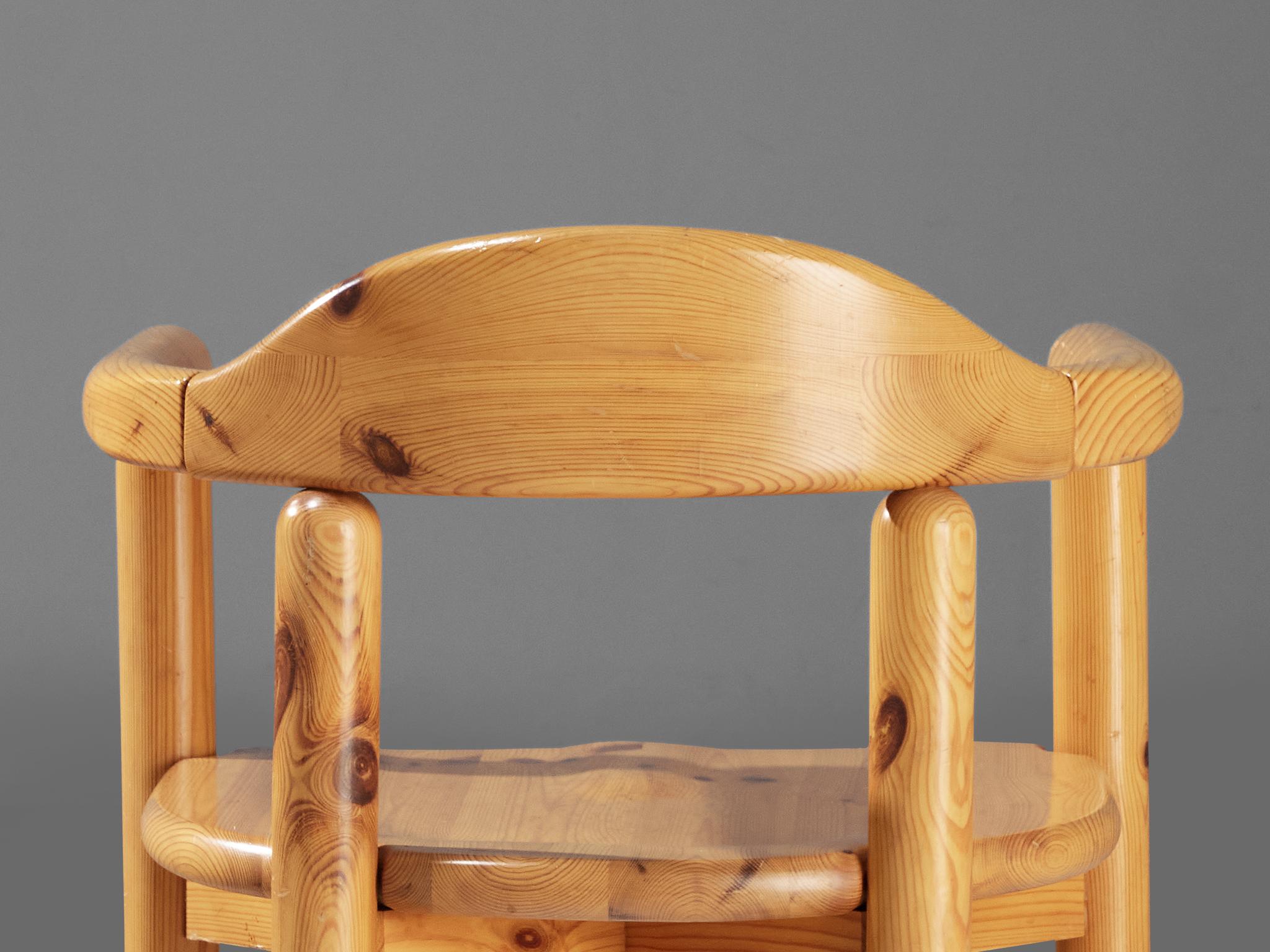 Paire de chaises de salle à manger Rainer Daumiller en pin Bon état - En vente à Waalwijk, NL