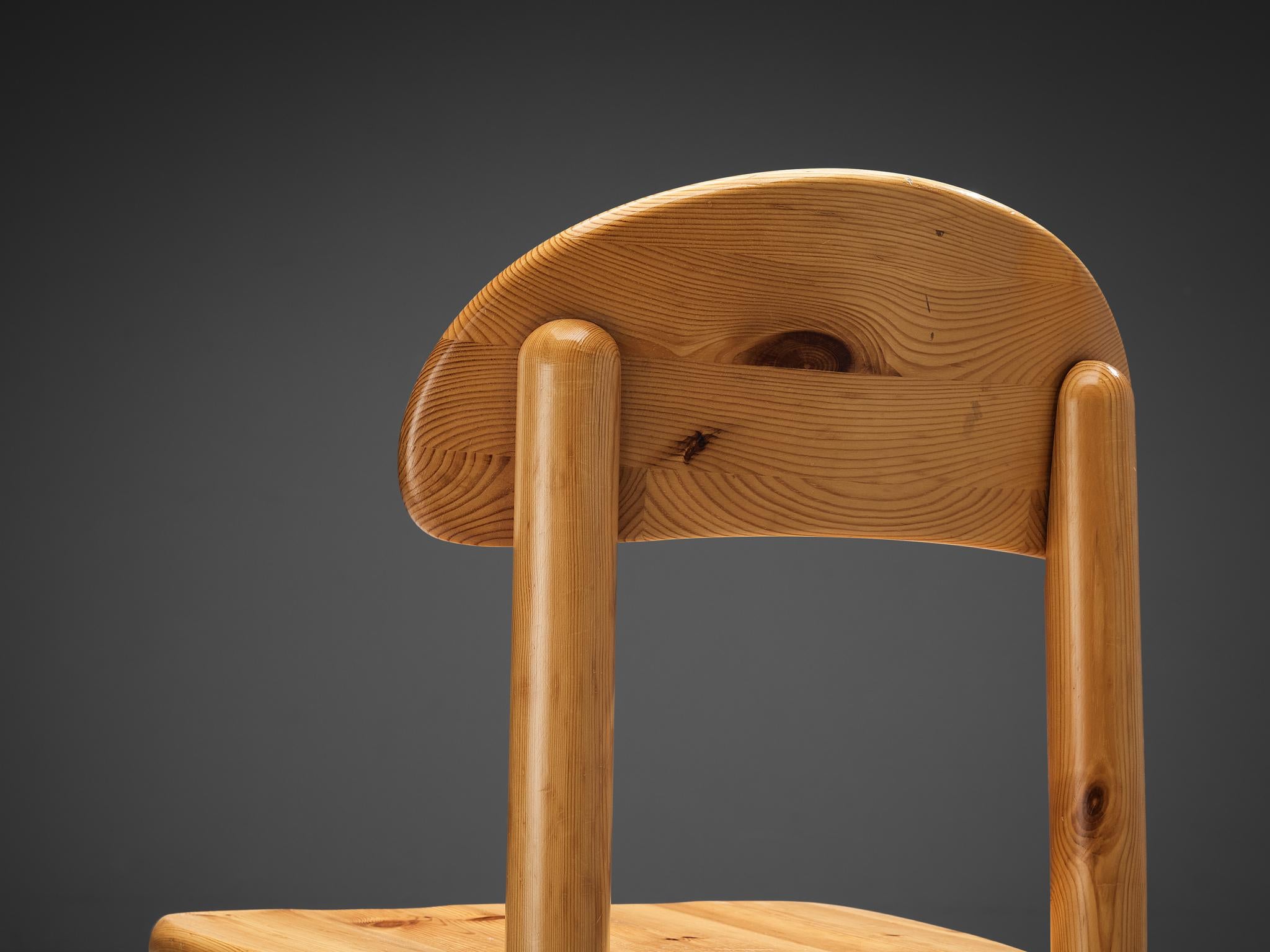 Scandinave moderne Paire de chaises de salle à manger Rainer Daumiller en pin  en vente