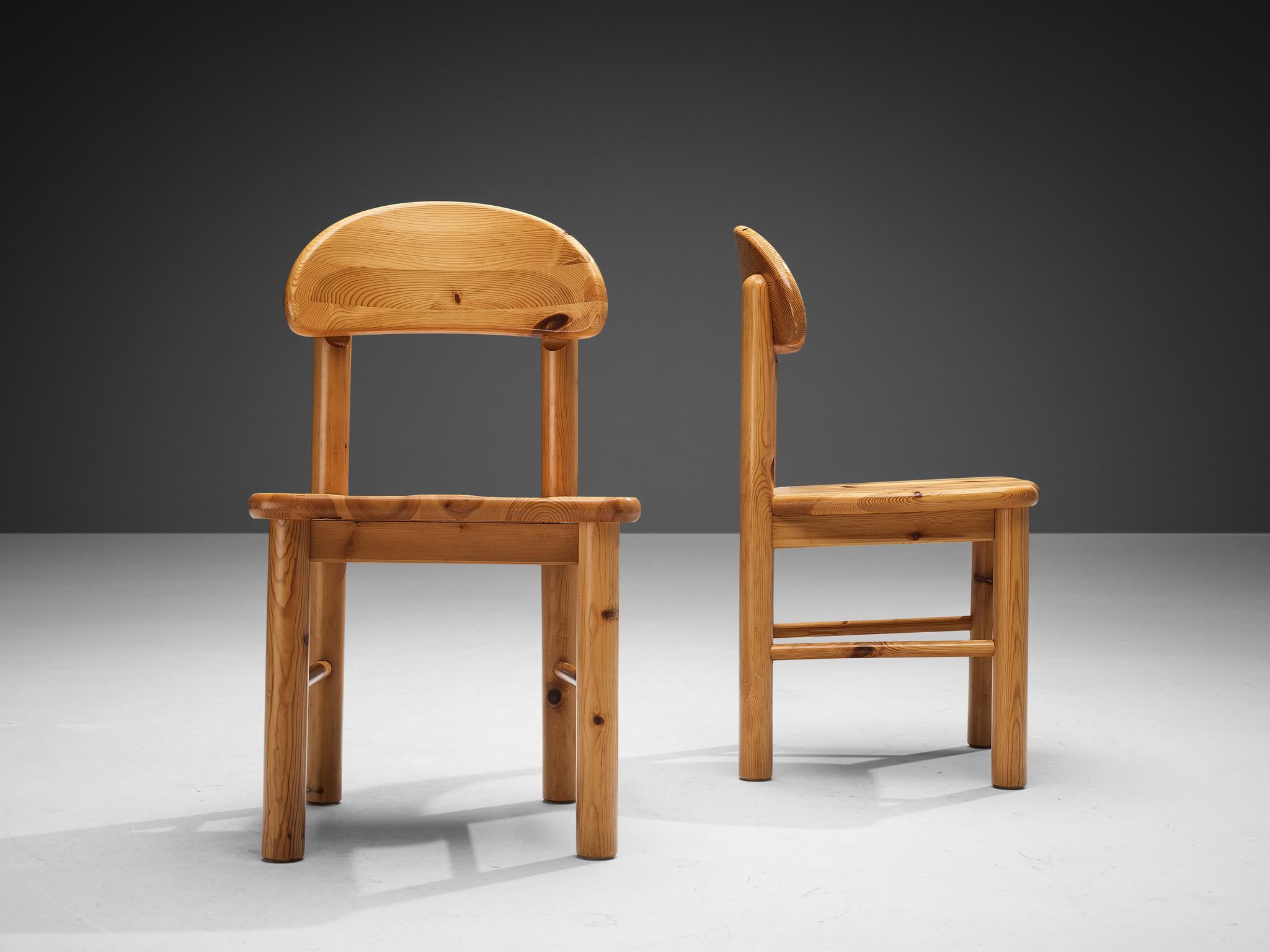Danois Paire de chaises de salle à manger Rainer Daumiller en pin  en vente