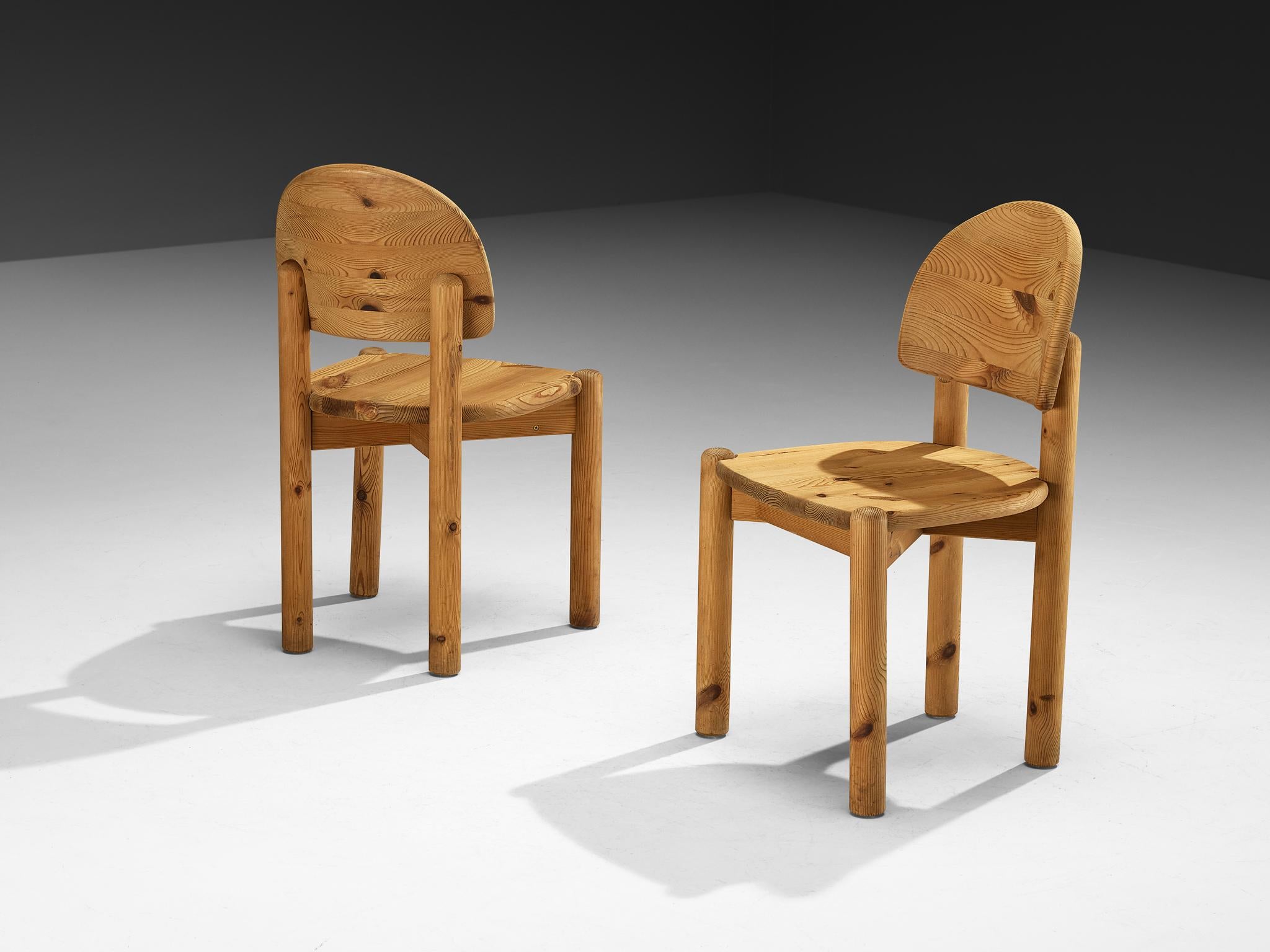 Rainer Daumiller for Hirtshals Sawmill, pair of dining chairs, pine, Denmark, 1970s

Beautiful, organic and natural dining chairs in solid pine by Danish Rainer Daumiller in the 1970s. A simplistic design with a round seating and attention for the