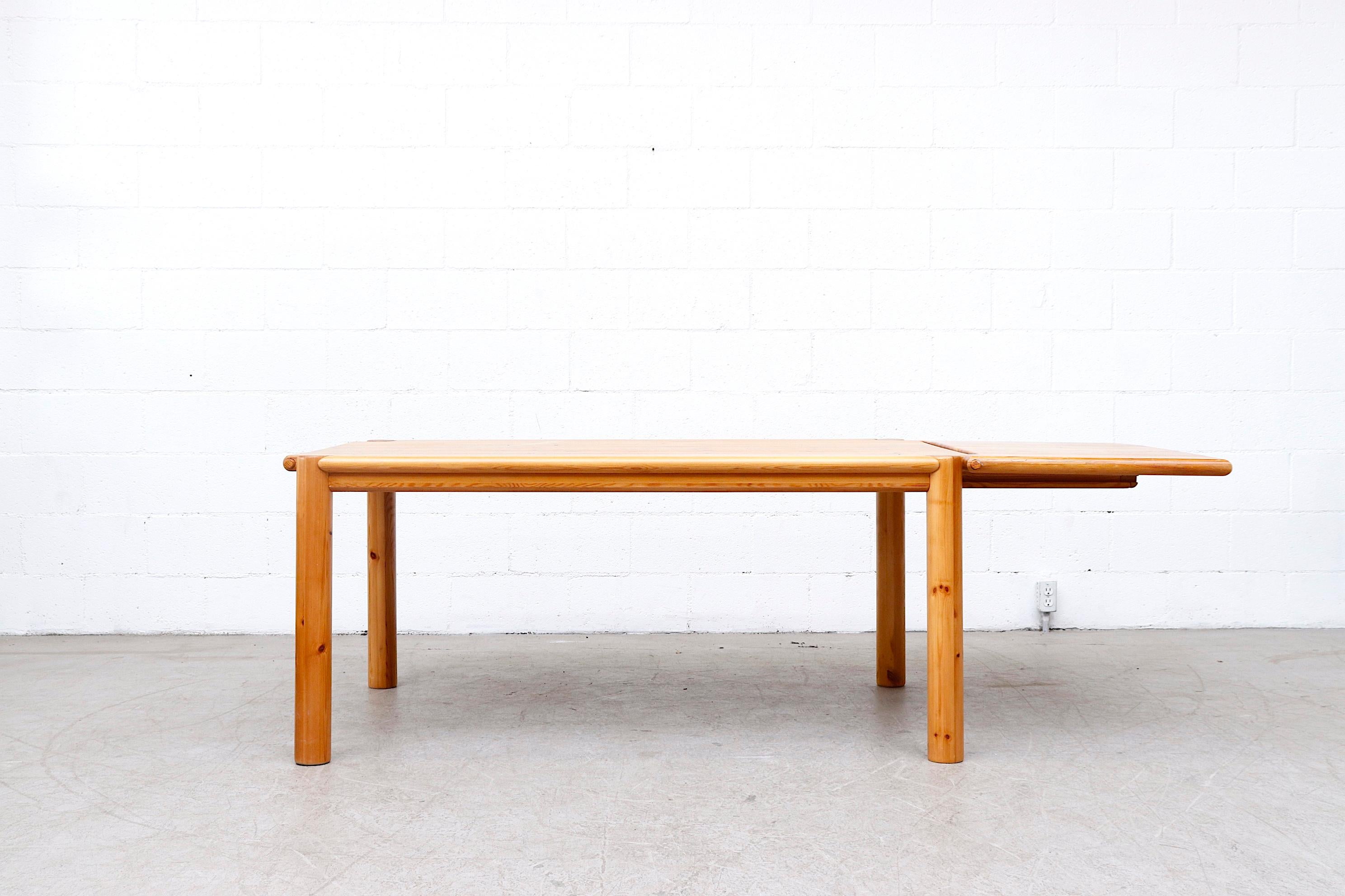 Rainer Daumiller Pine Dining Table with Single Leaf In Good Condition In Los Angeles, CA