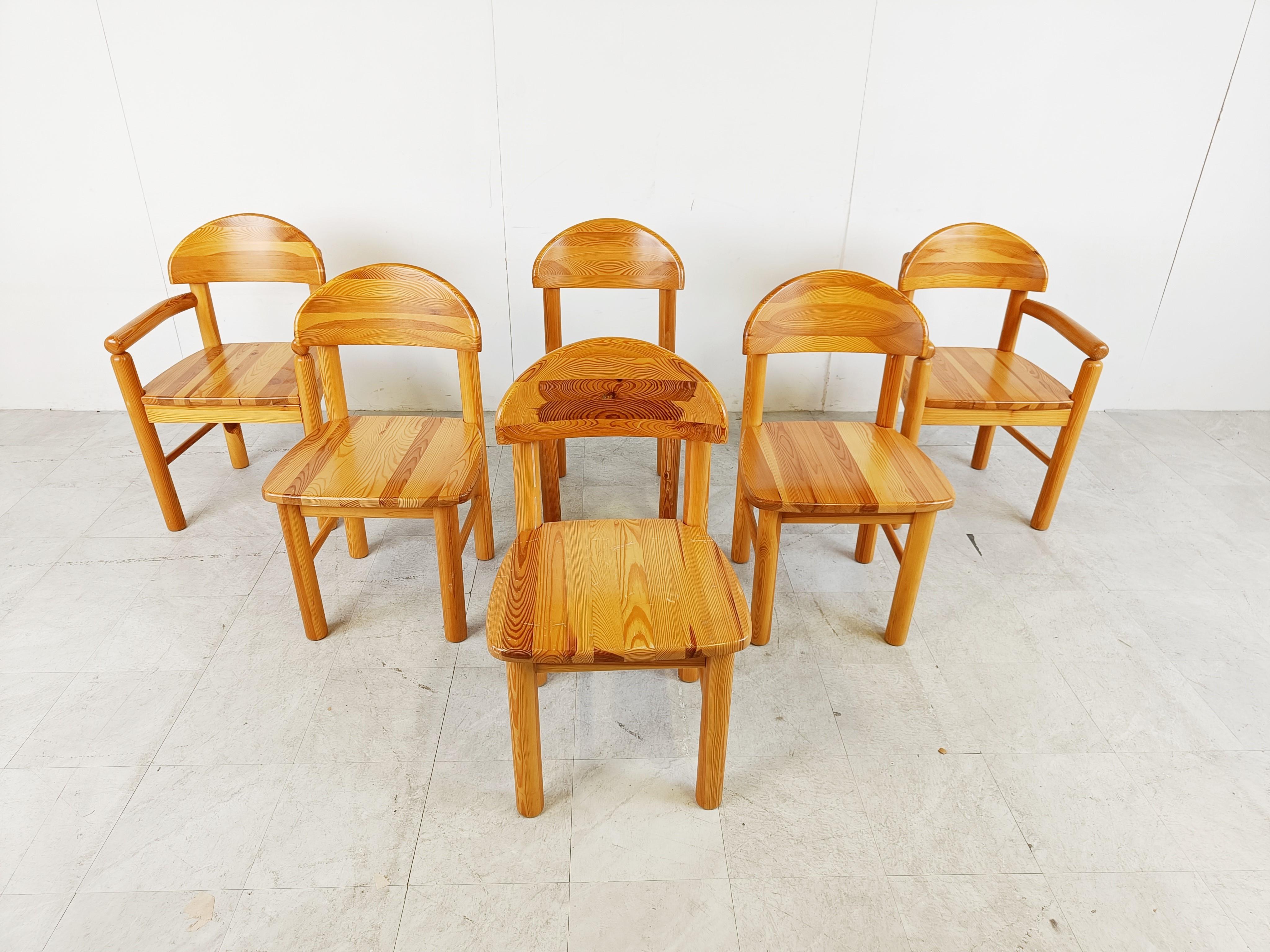 Set of 6 scandinavian solid pine wood dining chairs by Rainer Daumilier for Hirtshals Savvaerk

Fou without and two with armrests

The chairs are in good condition.

Nicely shaped armrests and seats and beautiful natural pine wood pattern all