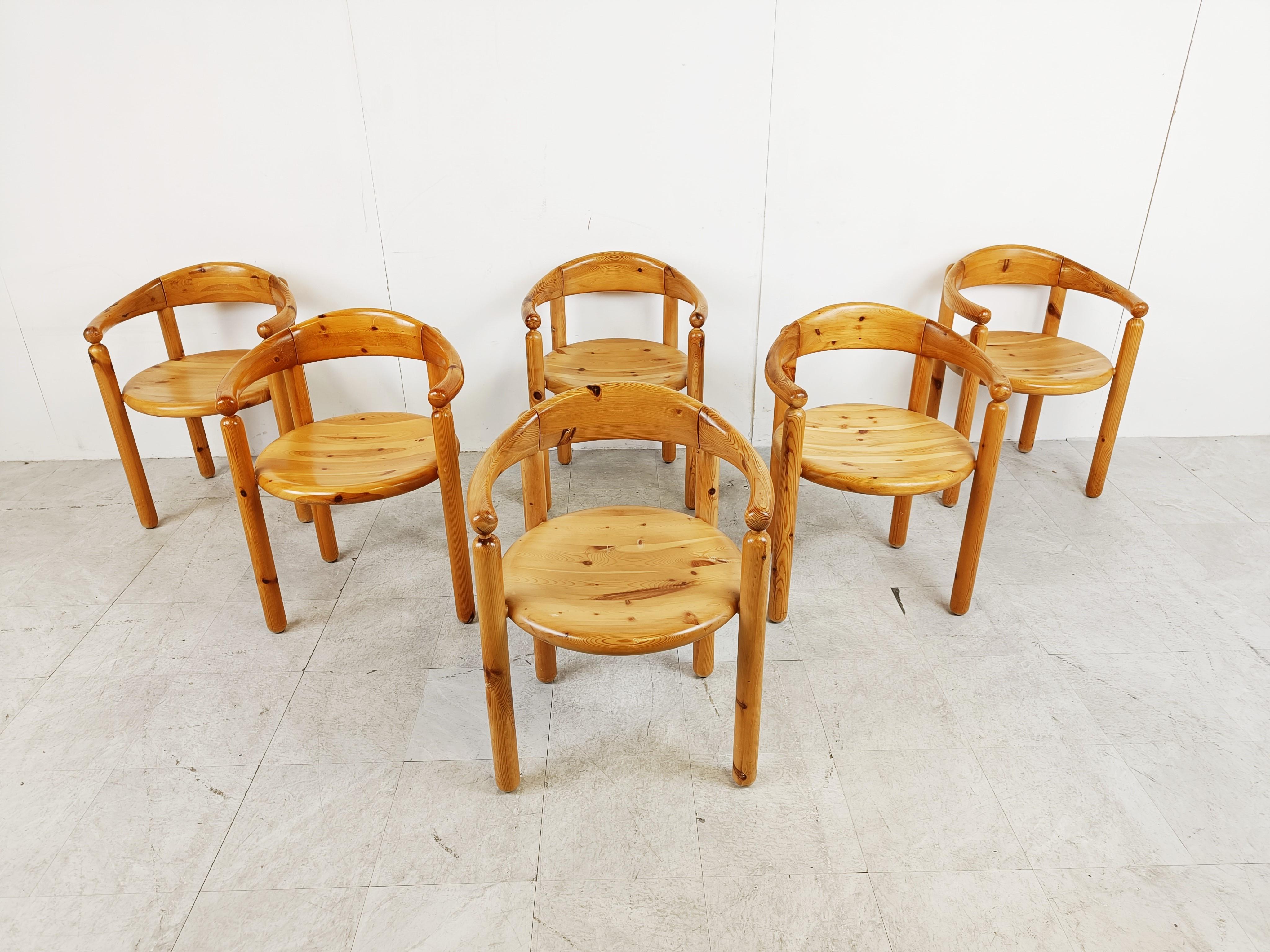 Set of 6 scandinavian solid pine wood dining chairs by Rainer Daumilier for Hirtshals Savvaerk

The chairs are in good condition.

Nicely shaped armrests and seats and beautiful natural pine wood pattern all along the chairs

Beautiful