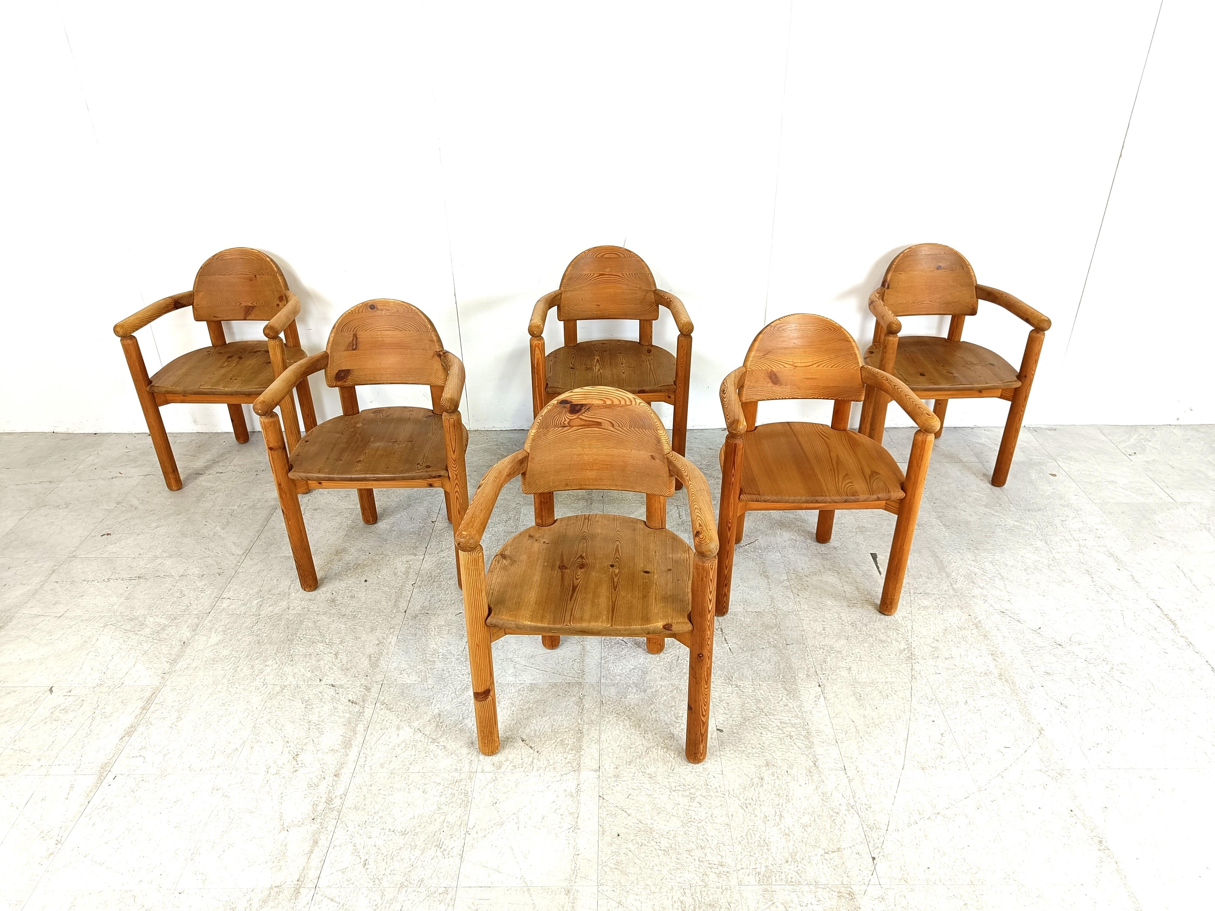 Set of 6 scandinavian solid pine wood dining chairs by Rainer Daumiller for  Hirtshals Savvaerk

The chairs are in good condition.

Nicely shaped armrests and seats.

Beautiful timeless design.

Good original condition with normal age related