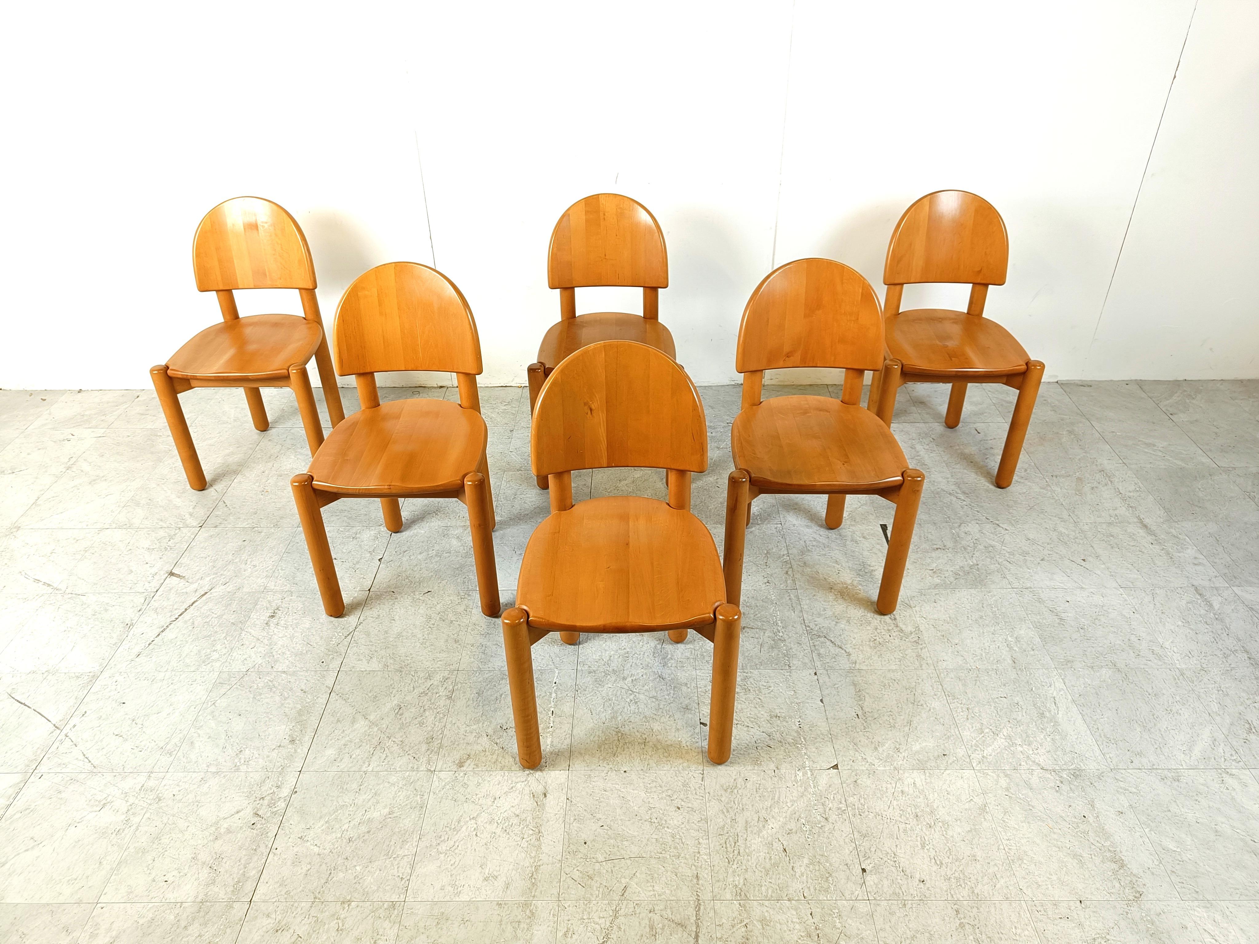 Set of 6 scandinavian solid pine wood dining chairs by Rainer Daumilier for  Hirtshals Savvaerk

The chairs are in good condition.

Nicely shaped armrests and seats.

Beautiful timeless design.

Good original condition.

1980s - Denmark