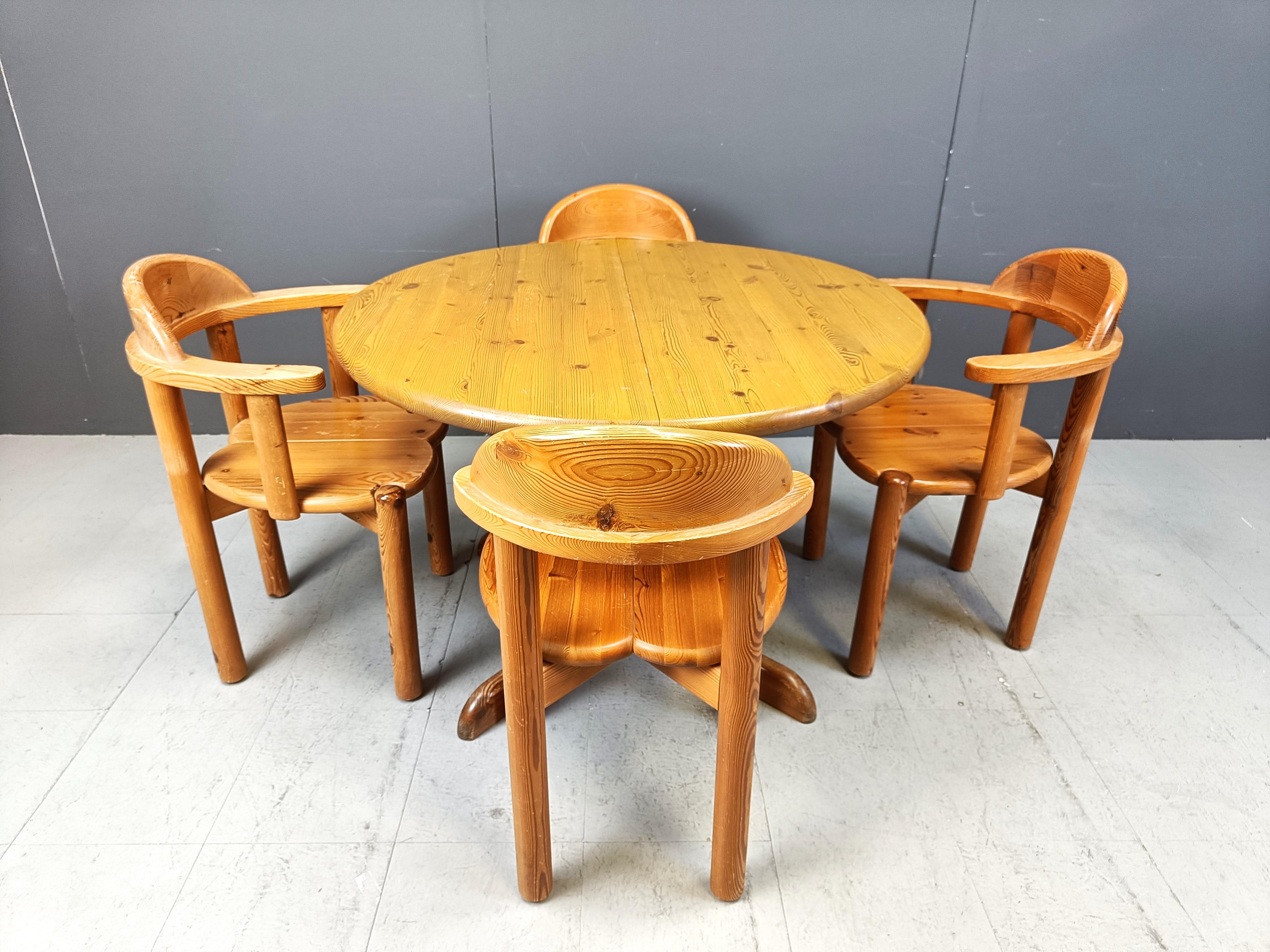 Rainer Daumiller pine wood dining set for Hirtshals Savvaerk - set of 4 - 1980s In Good Condition For Sale In Leuven, Vlaams Gewest