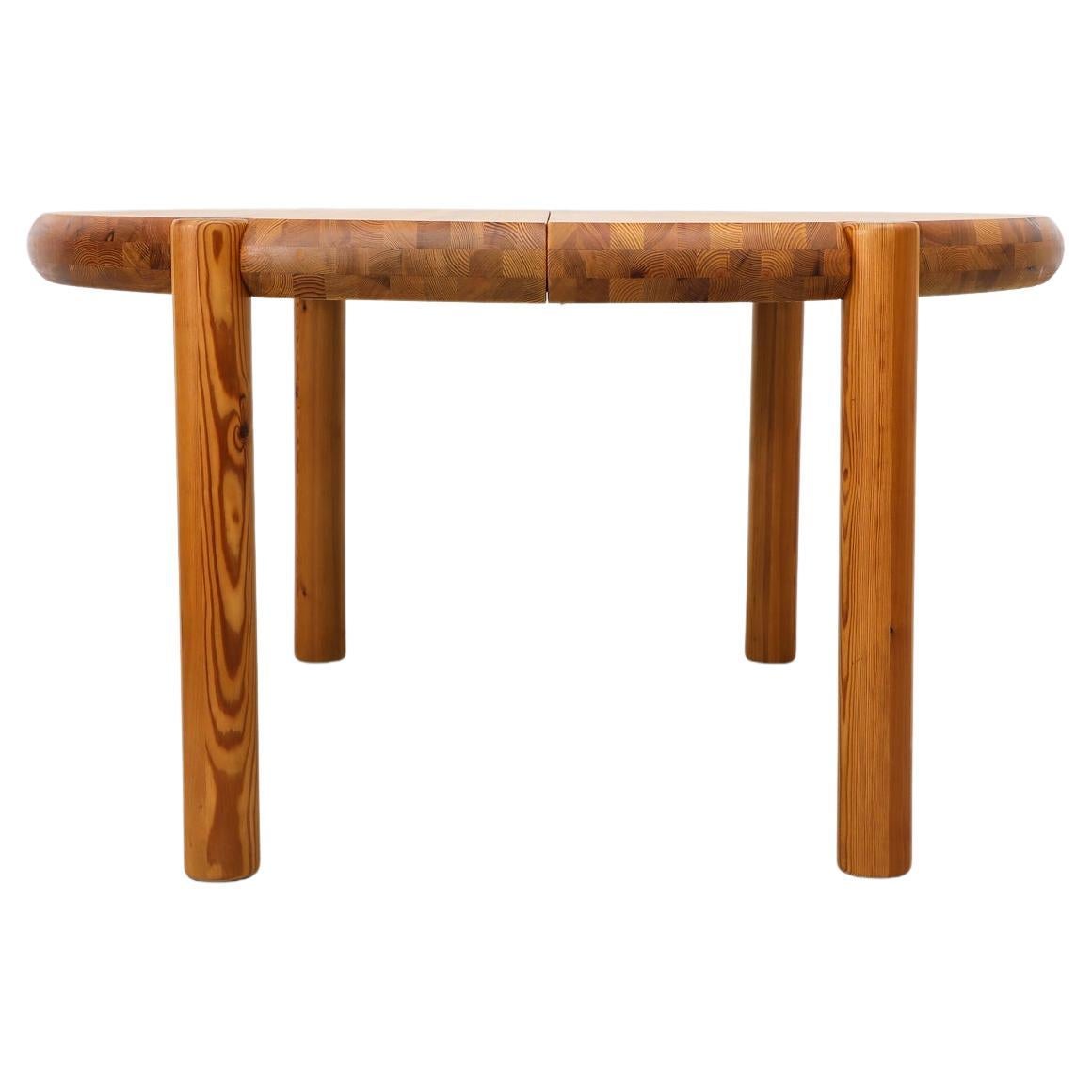 Rainer Daumiller Thick Round Solid Pine Rounded Edge Dining Table Without Leaf