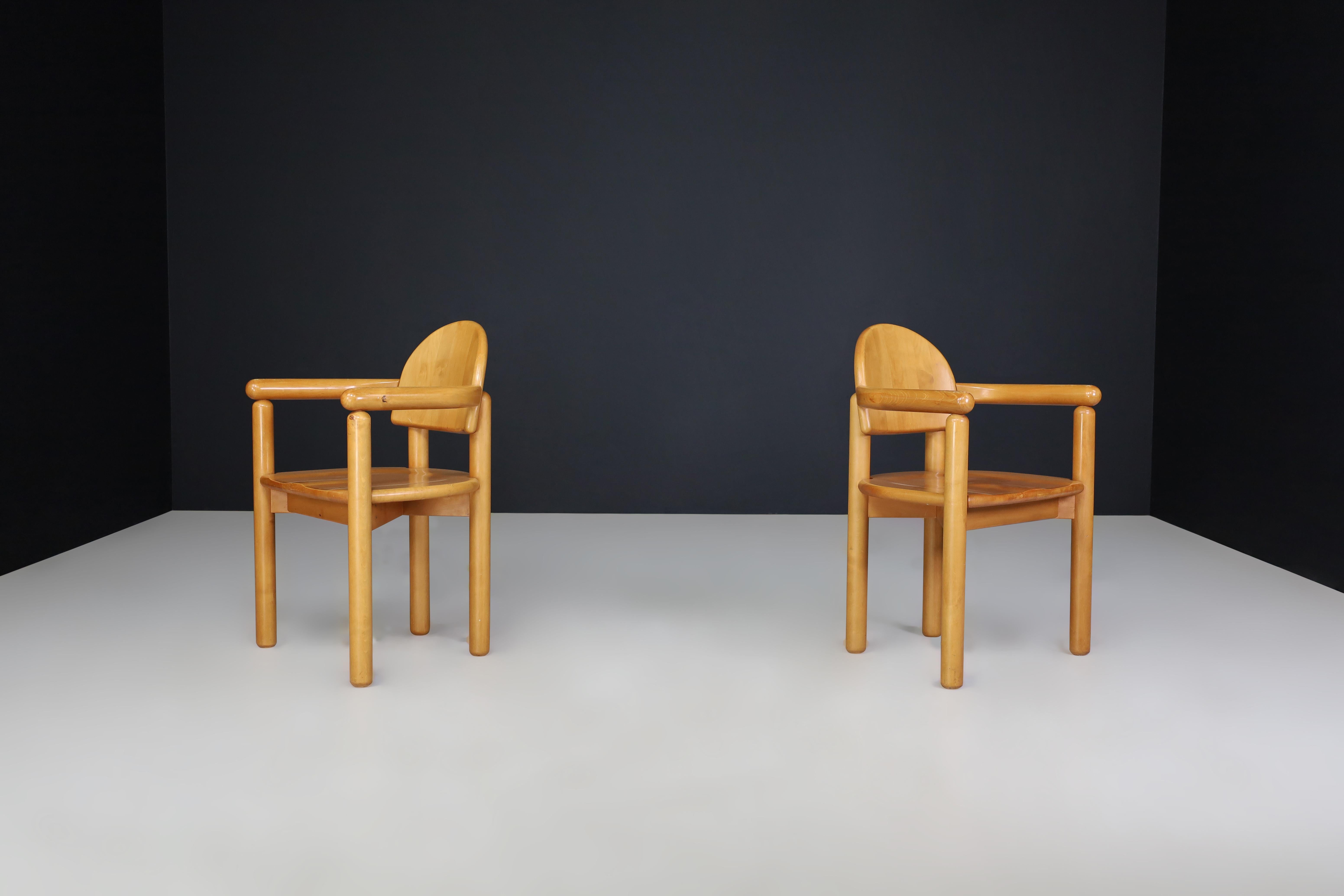Rainer Daumiller Skulpturale Sessel aus massiver Buche, 1970er Jahre Dänisches Design im Zustand „Gut“ im Angebot in Almelo, NL