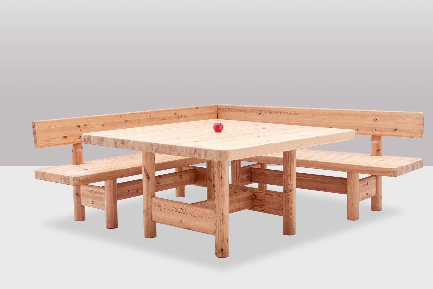 Rainer Daumiller, by.

Set in larch consisting of a square-shaped table and two corner benches nesting one inside the other.

Dimensions:

Table: H 71 x W 129 x D 129 cm
Benches: H 77 x L 196 x D 50 cm

Danish work realized in the 1980s.

Reference: