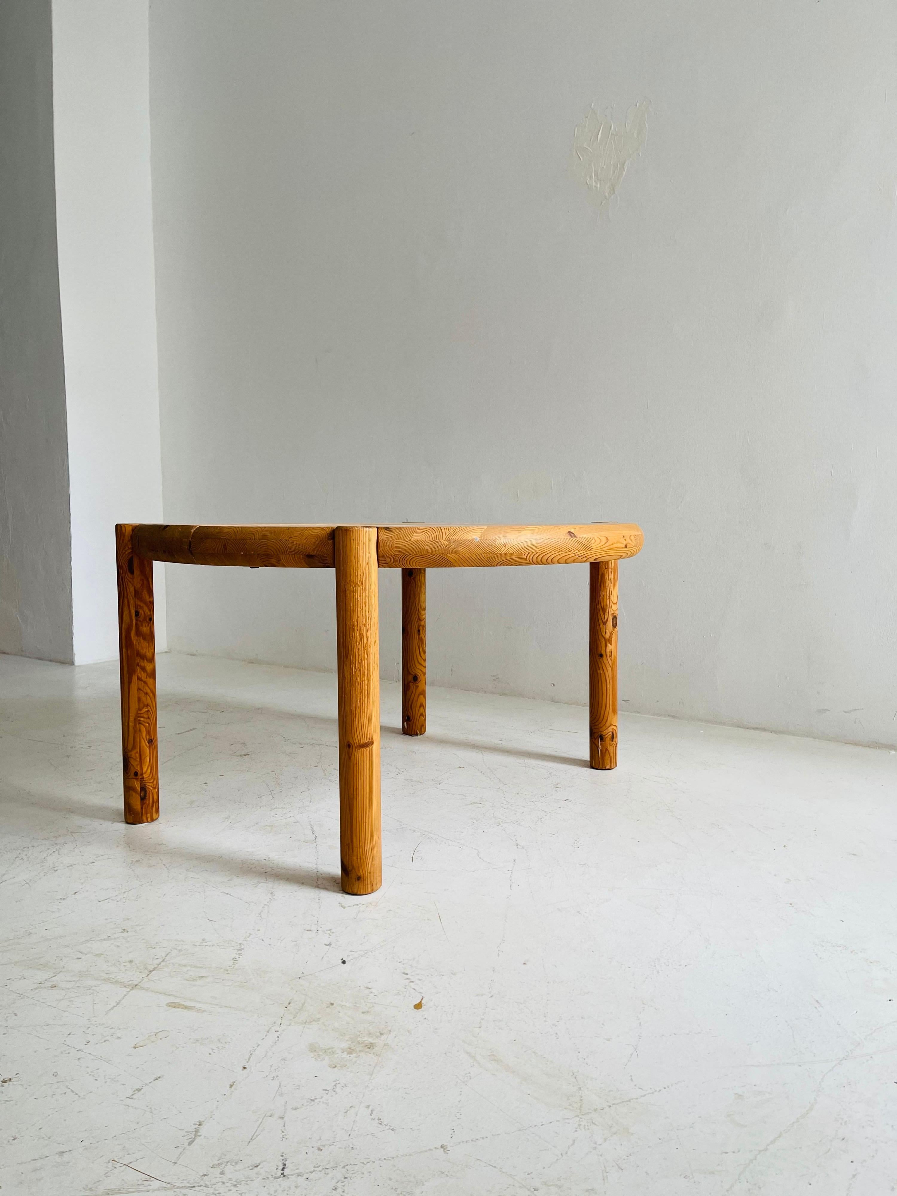 Rainer Daumiller Set of Five Pine Carver Chairs and Dining Table, Denmark, 1970s For Sale 3