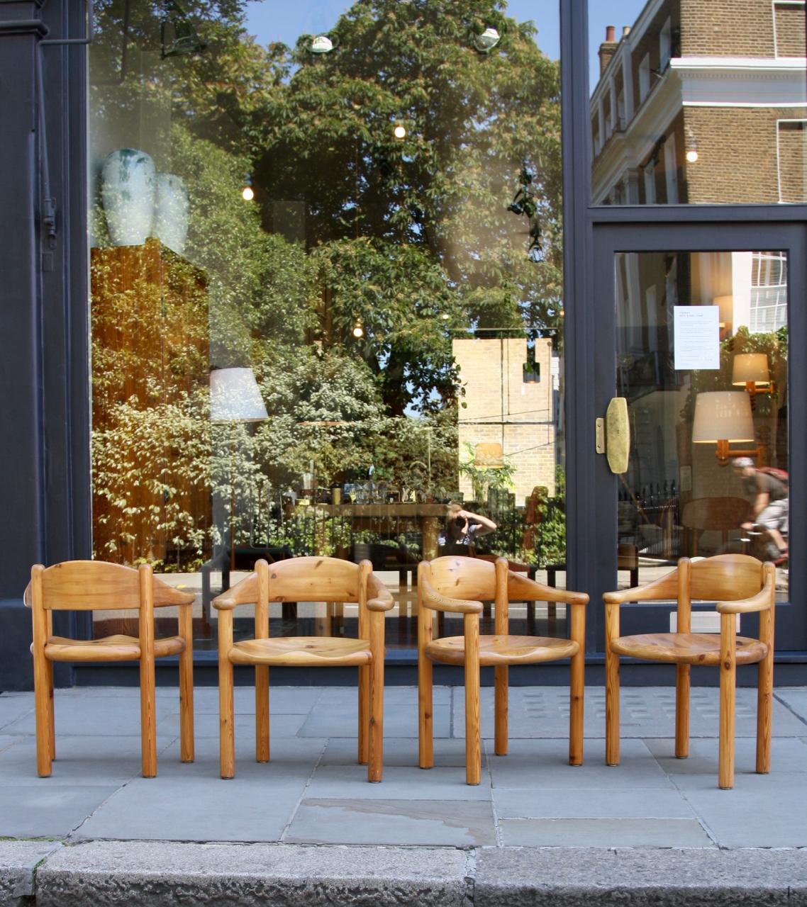 Rainer Daumiller Set of Four Pine Carver Chairs In Excellent Condition In London, GB
