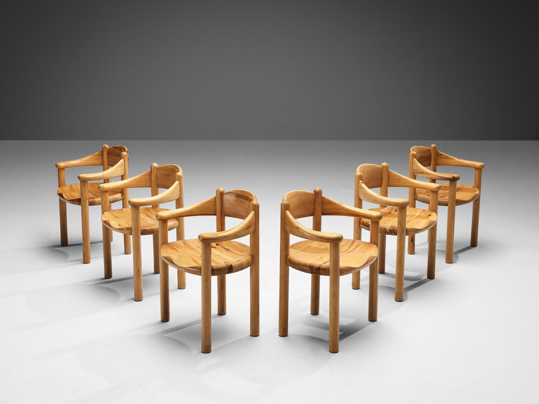 Rainer Daumiller for Hirtshals Savvaerk, set of six armchairs, pine, Denmark, 1970s.

Beautiful set of six organic and natural armchairs in solid pine. A simplistic design with a round seating and full attention for the natural expression and
