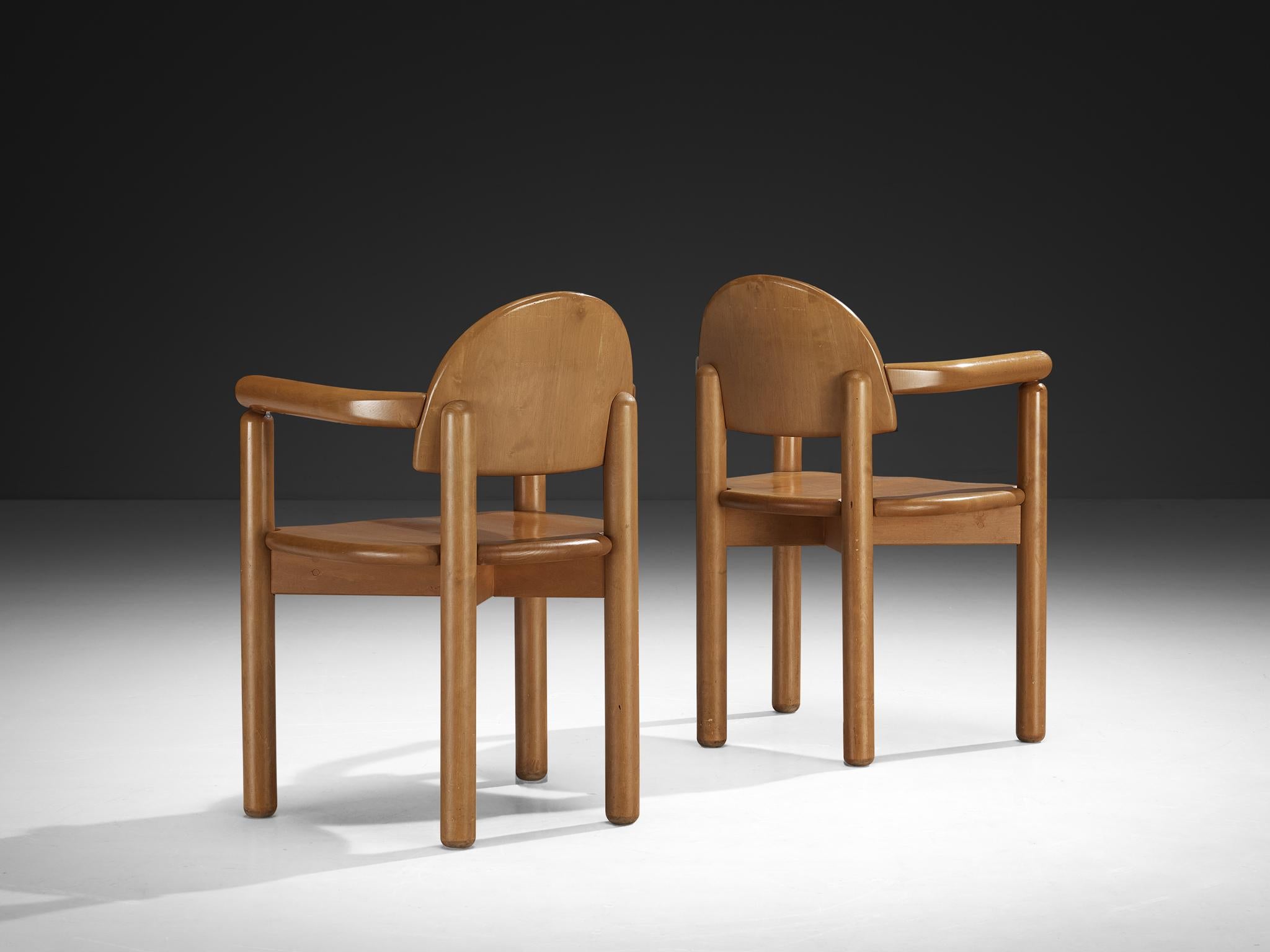 Postmoderne Rainer Daumiller ensemble de seize chaises de salle à manger en pin en vente