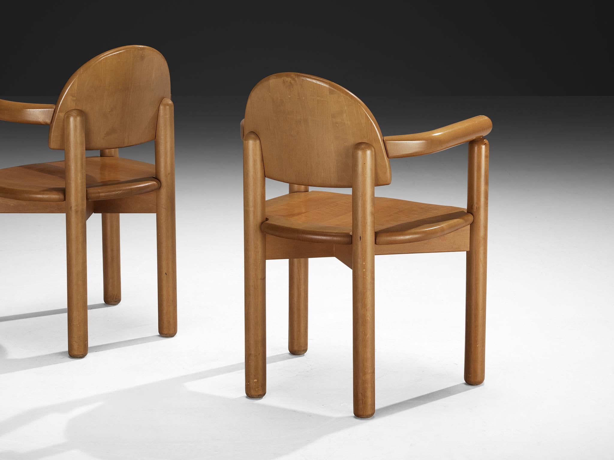 Rainer Daumiller ensemble de seize chaises de salle à manger en pin Bon état - En vente à Waalwijk, NL