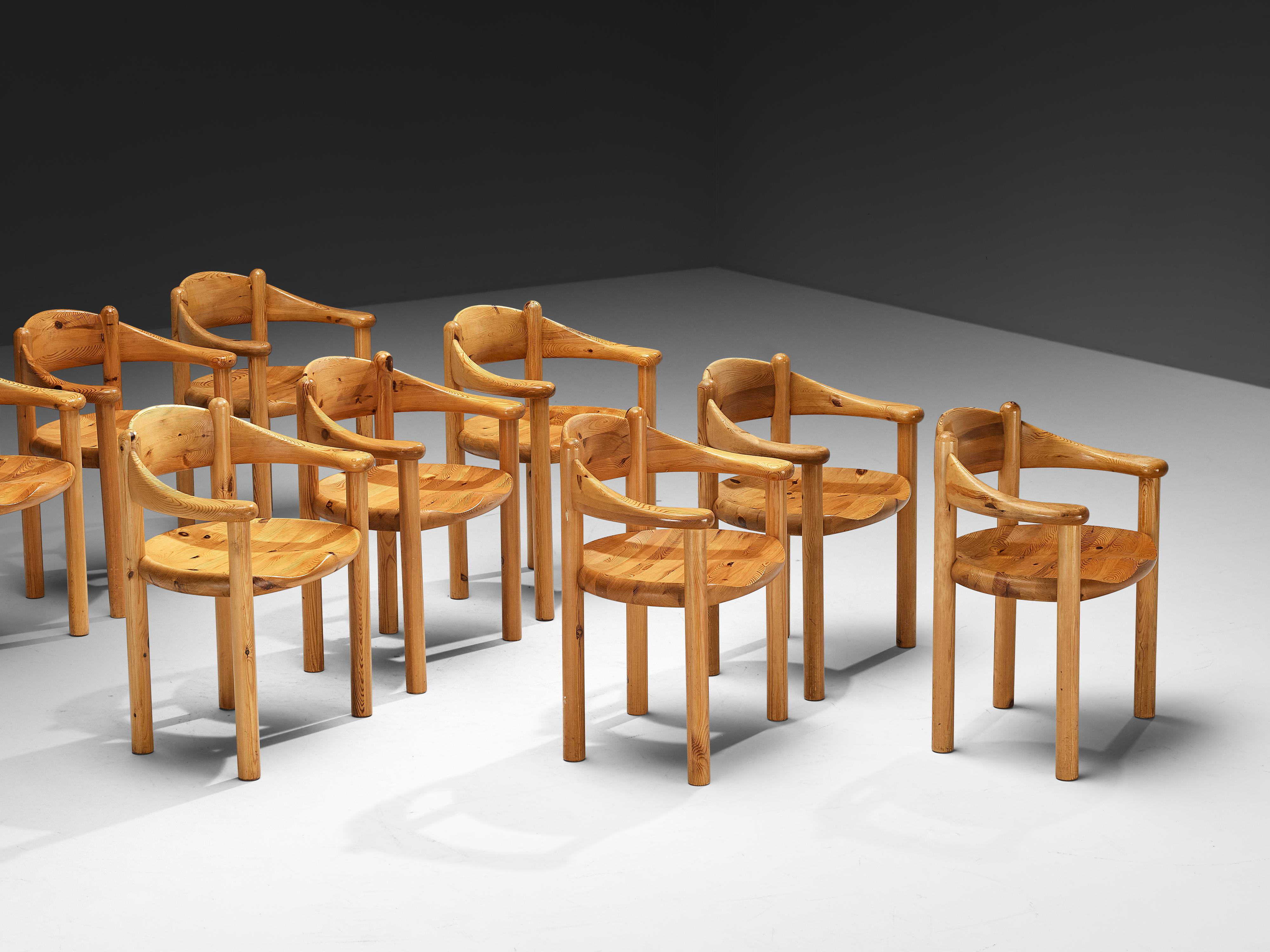 Pino Set di dodici poltrone in pino massiccio Rainer Daumiller in vendita