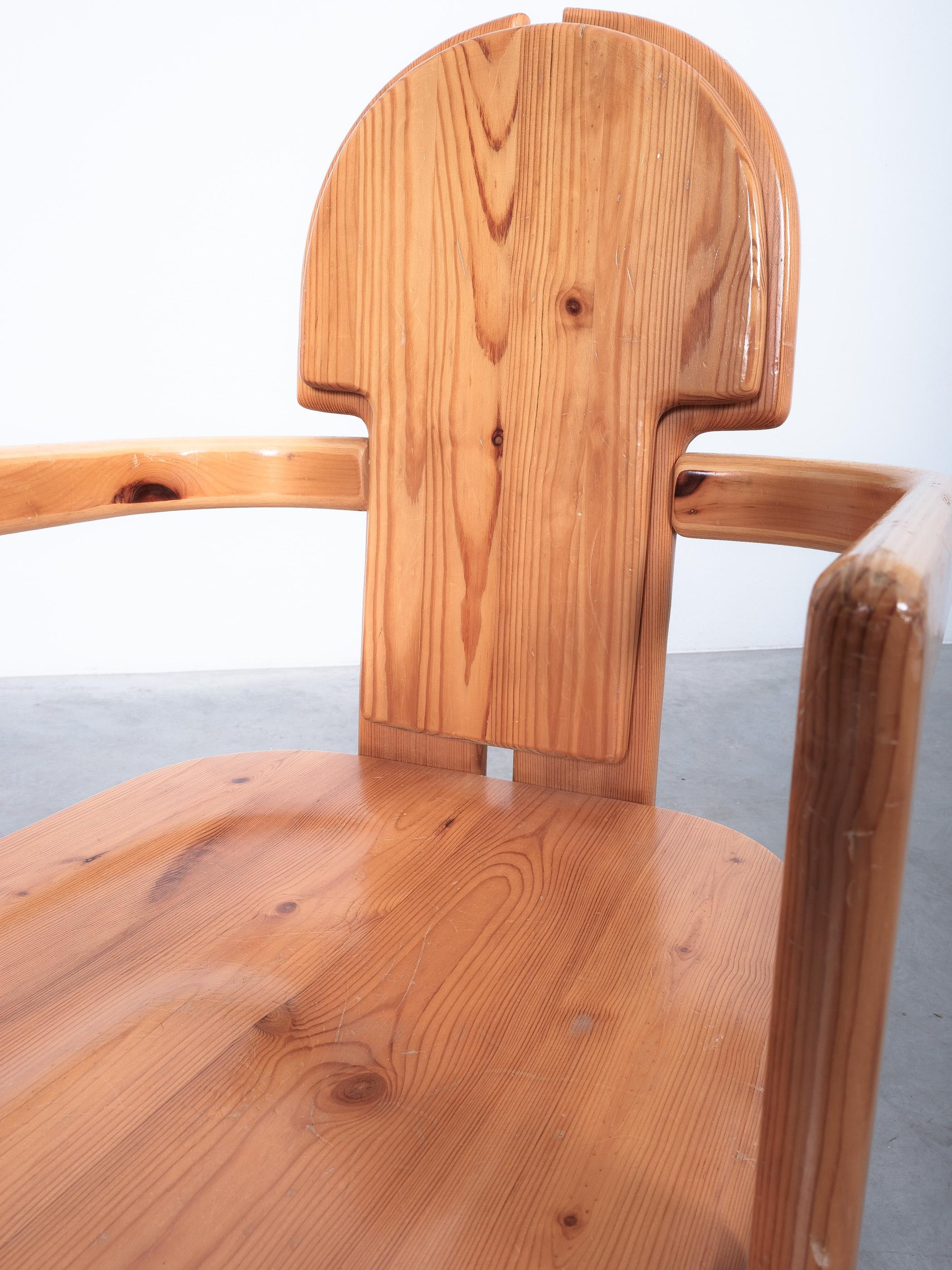 Danois Chaises de salle à manger Rainer Daumiller « 2 » en bois de pin massif au design danois, 1970 en vente